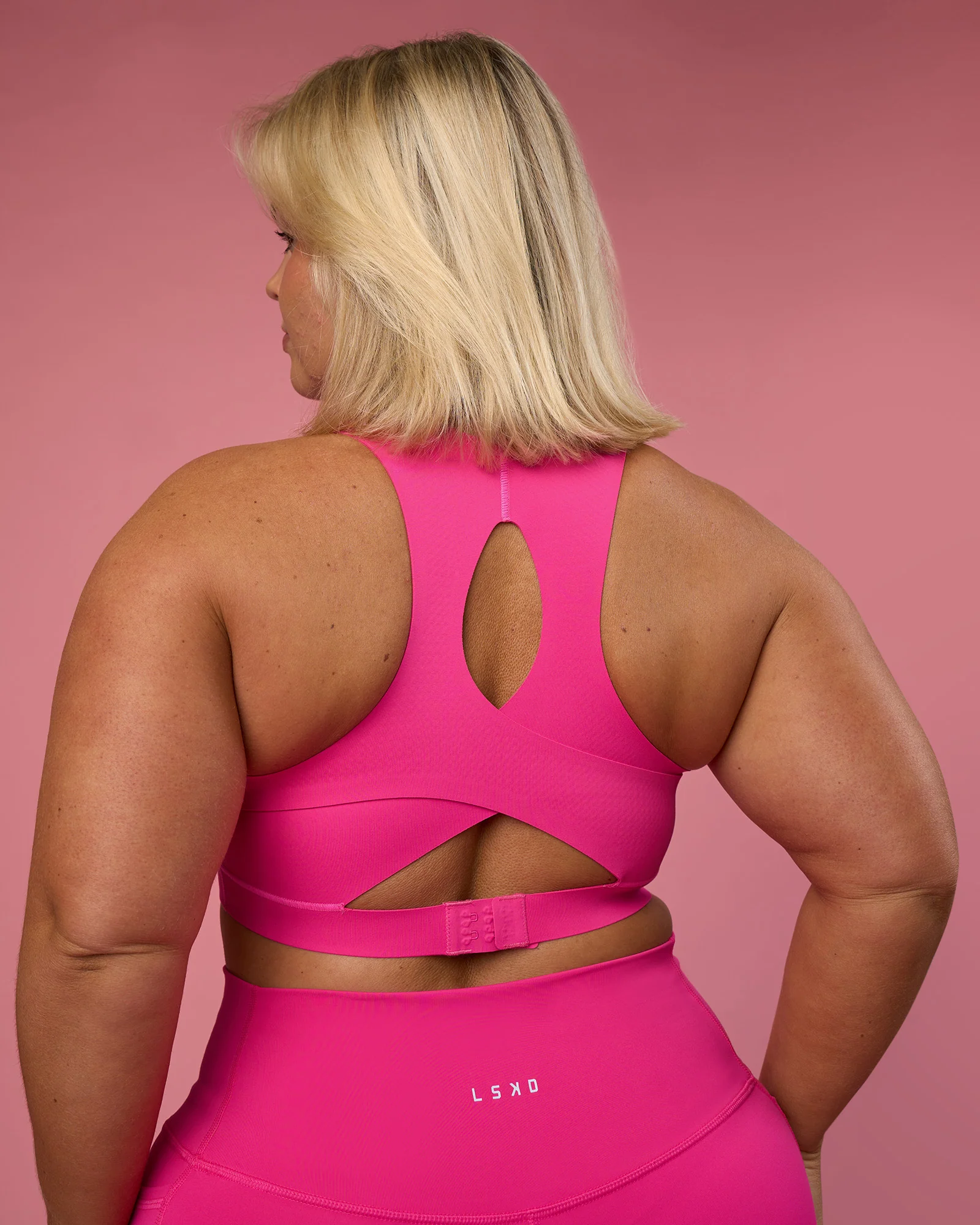 Fusion Sports Bra 2.0 - Ultra Pink - Image 2