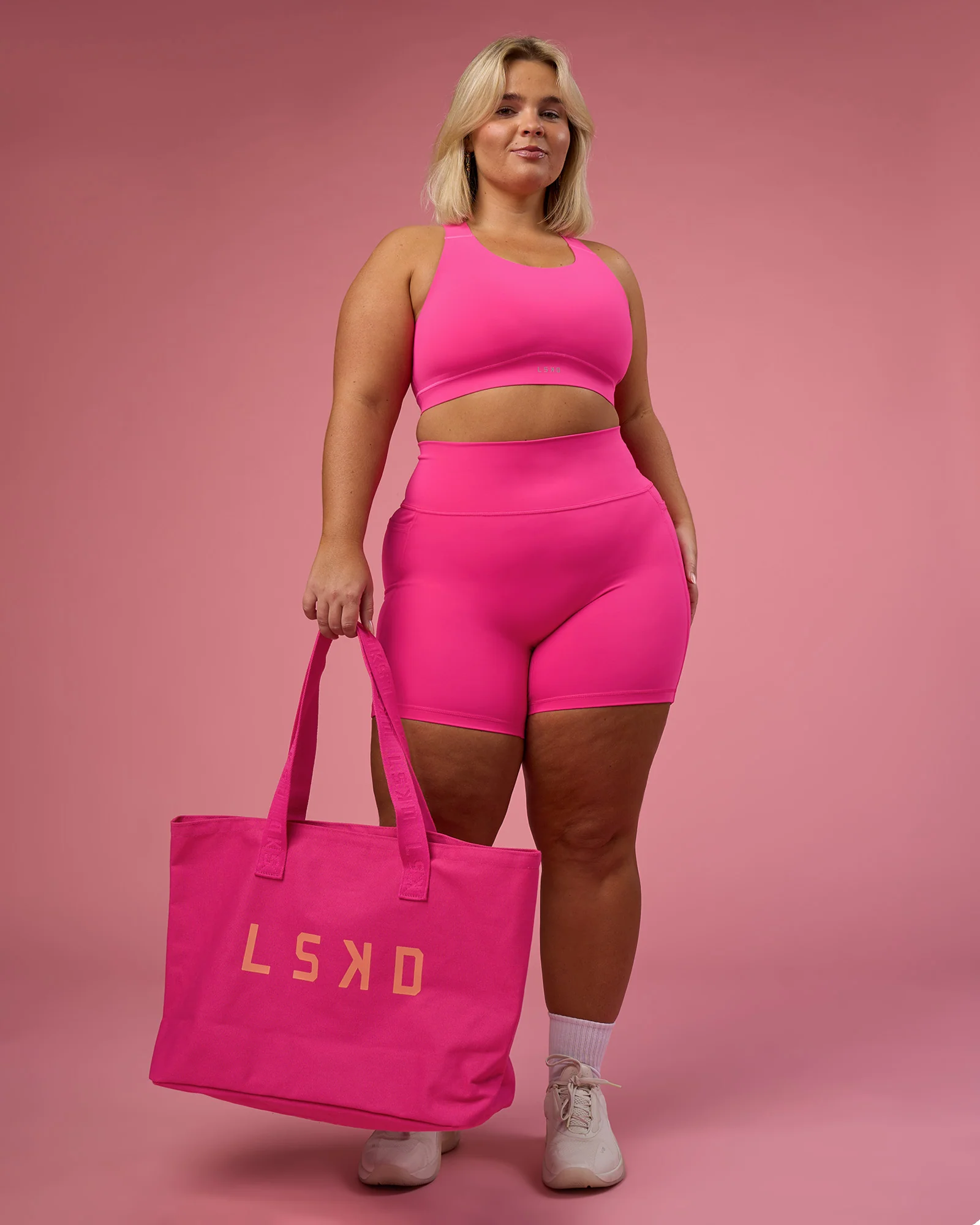 Fusion Sports Bra 2.0 - Ultra Pink - Image 8