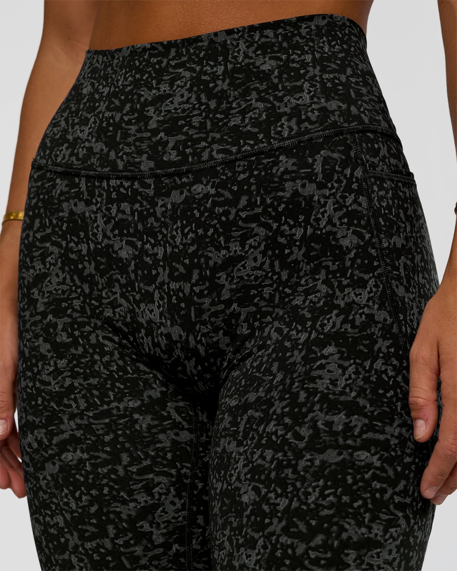 Fusion Icon Ultra High-Rise Full Length Legging Pockets - Energy Print Black-Reflective - Image 8