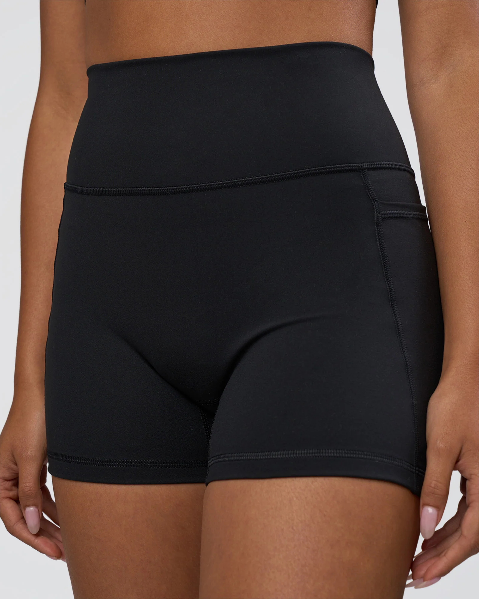 Fusion Ultra High-Rise 4" Short Pockets - Black - Image 6