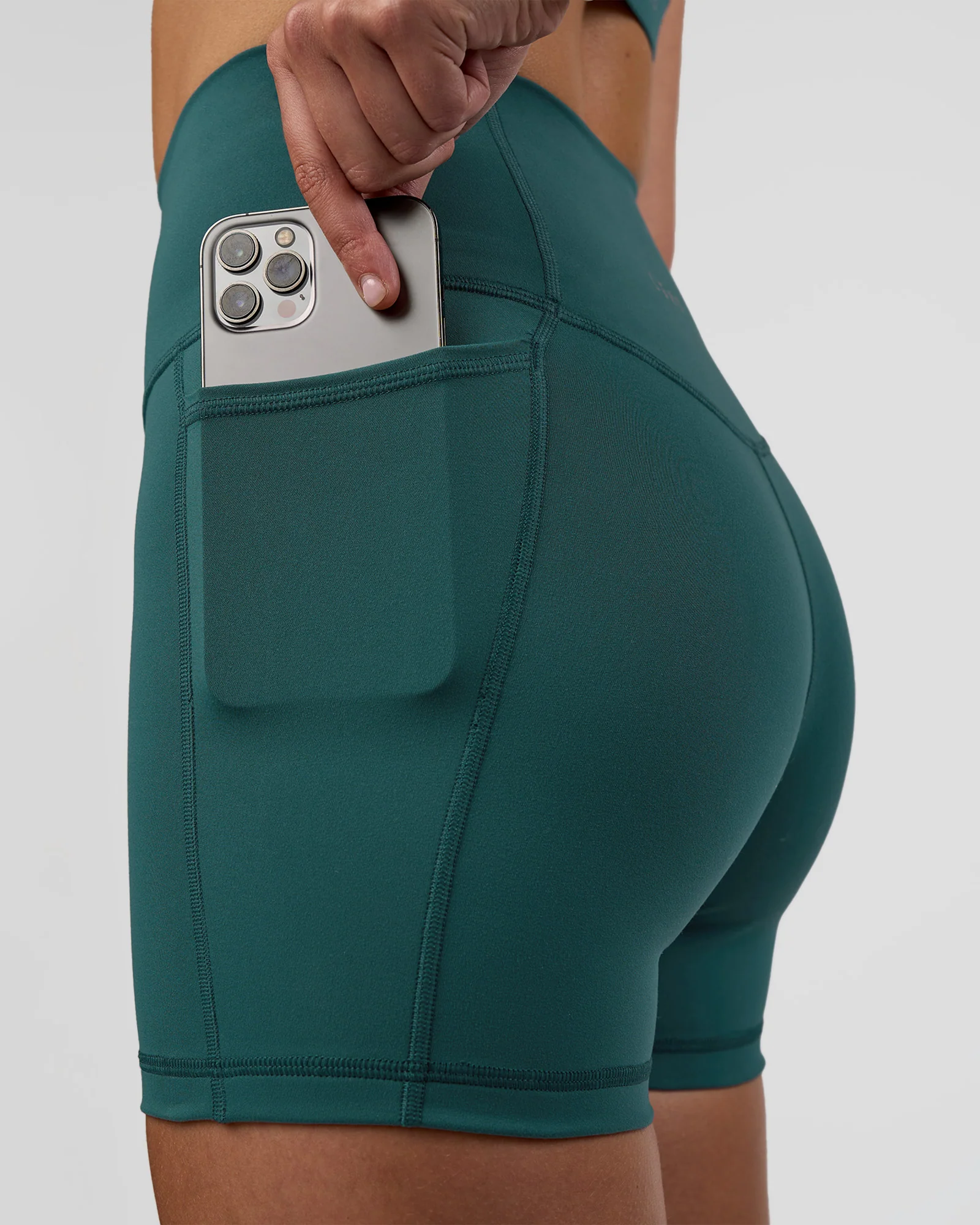 Fusion Ultra High-Rise 4" Short Pockets - Transformative Teal - Image 3