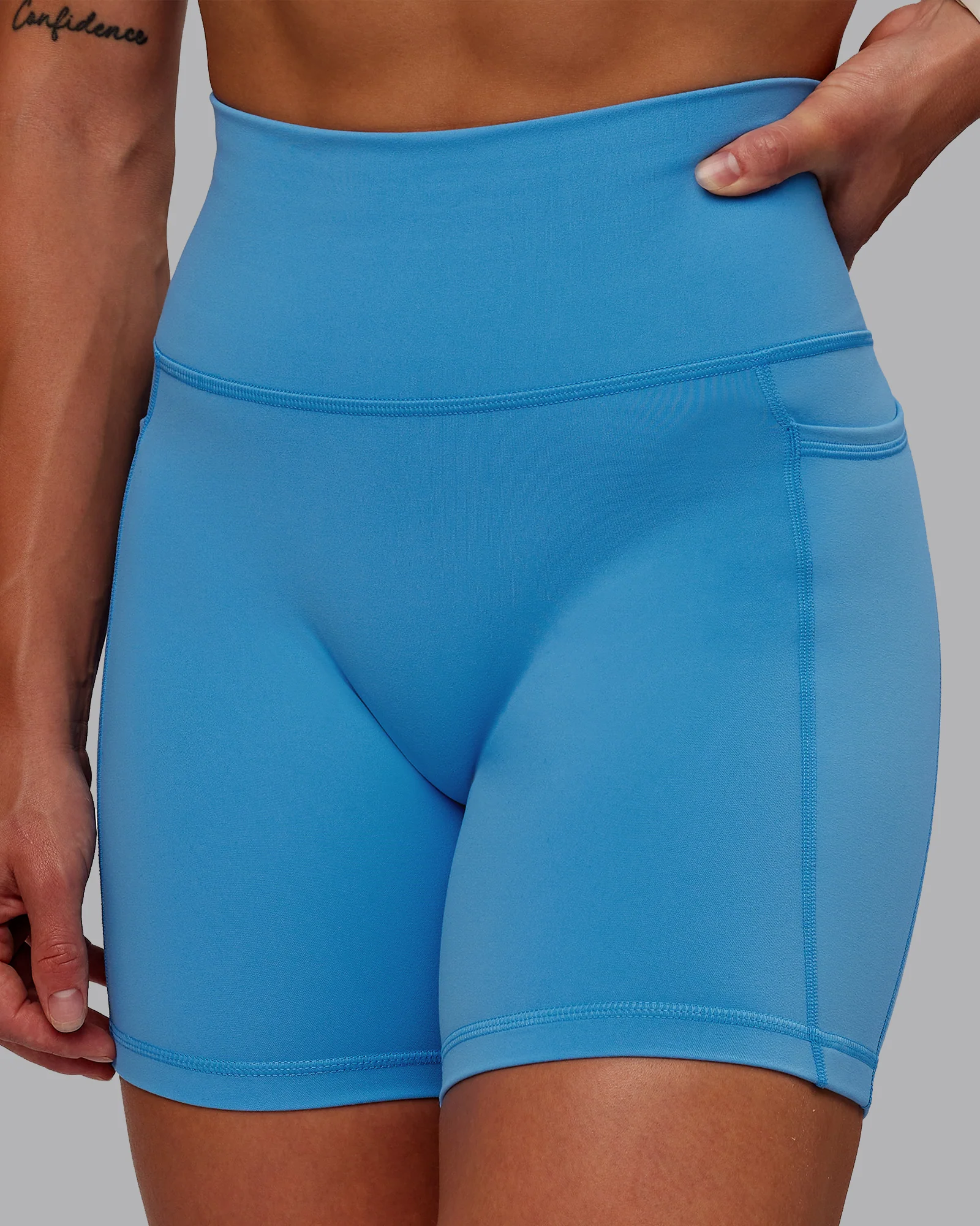 Fusion Ultra High-Rise 6" Short Pockets - Azure Blue - Image 6