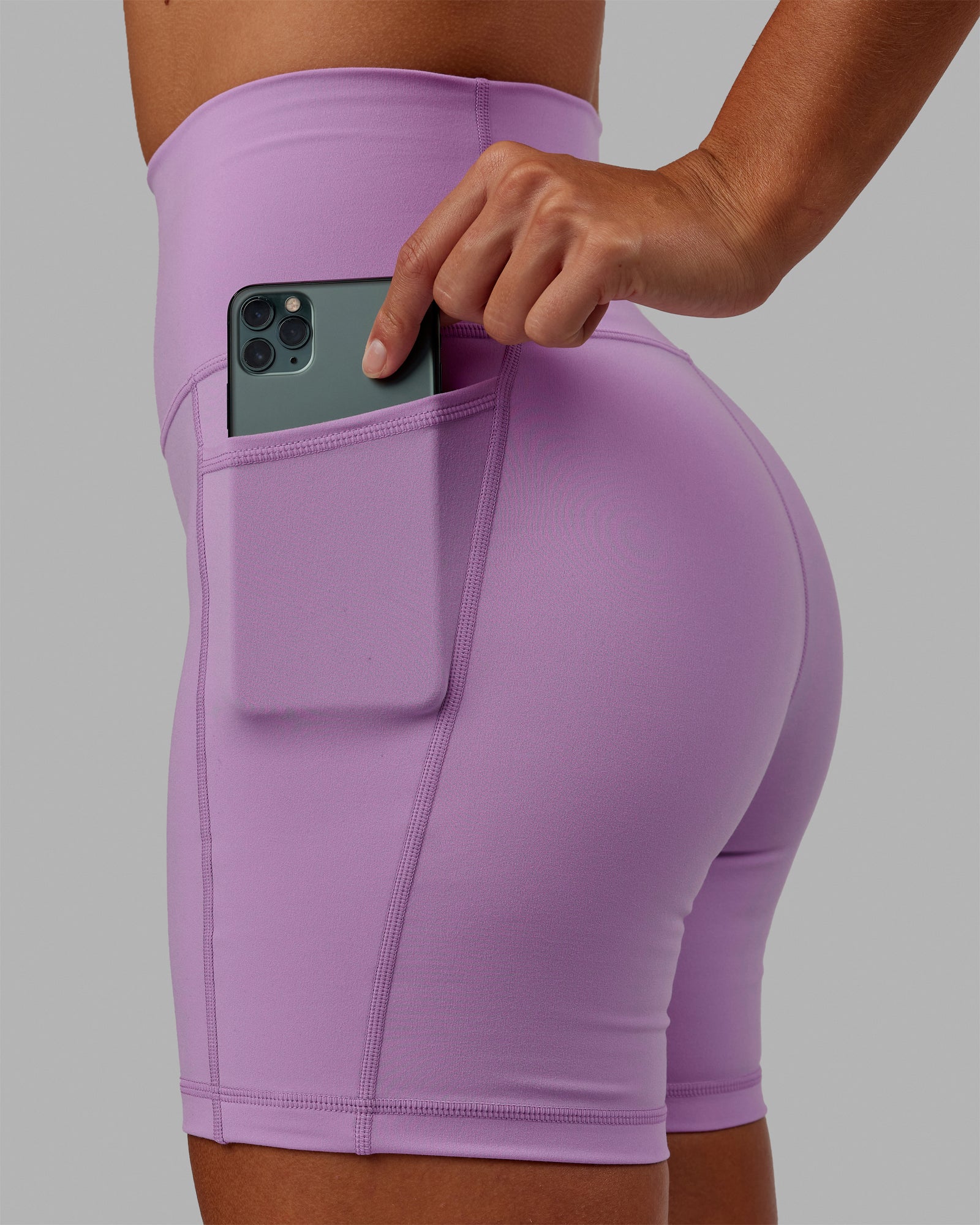 Fusion Ultra High-Rise 6" Short Pockets - Light Violet - Image 4
