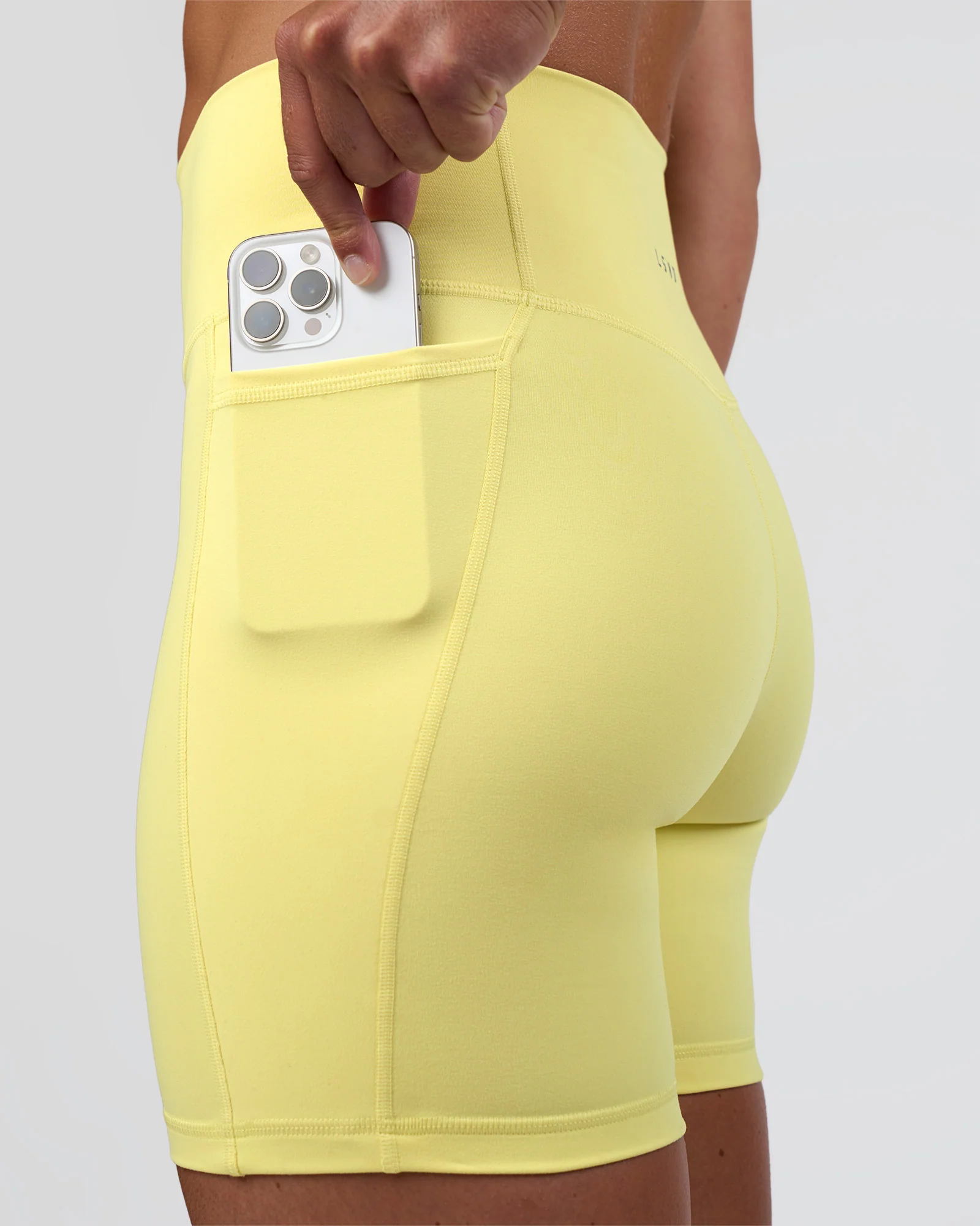 Fusion Ultra High-Rise 6" Short Pockets - Yellow Fizz - Image 5