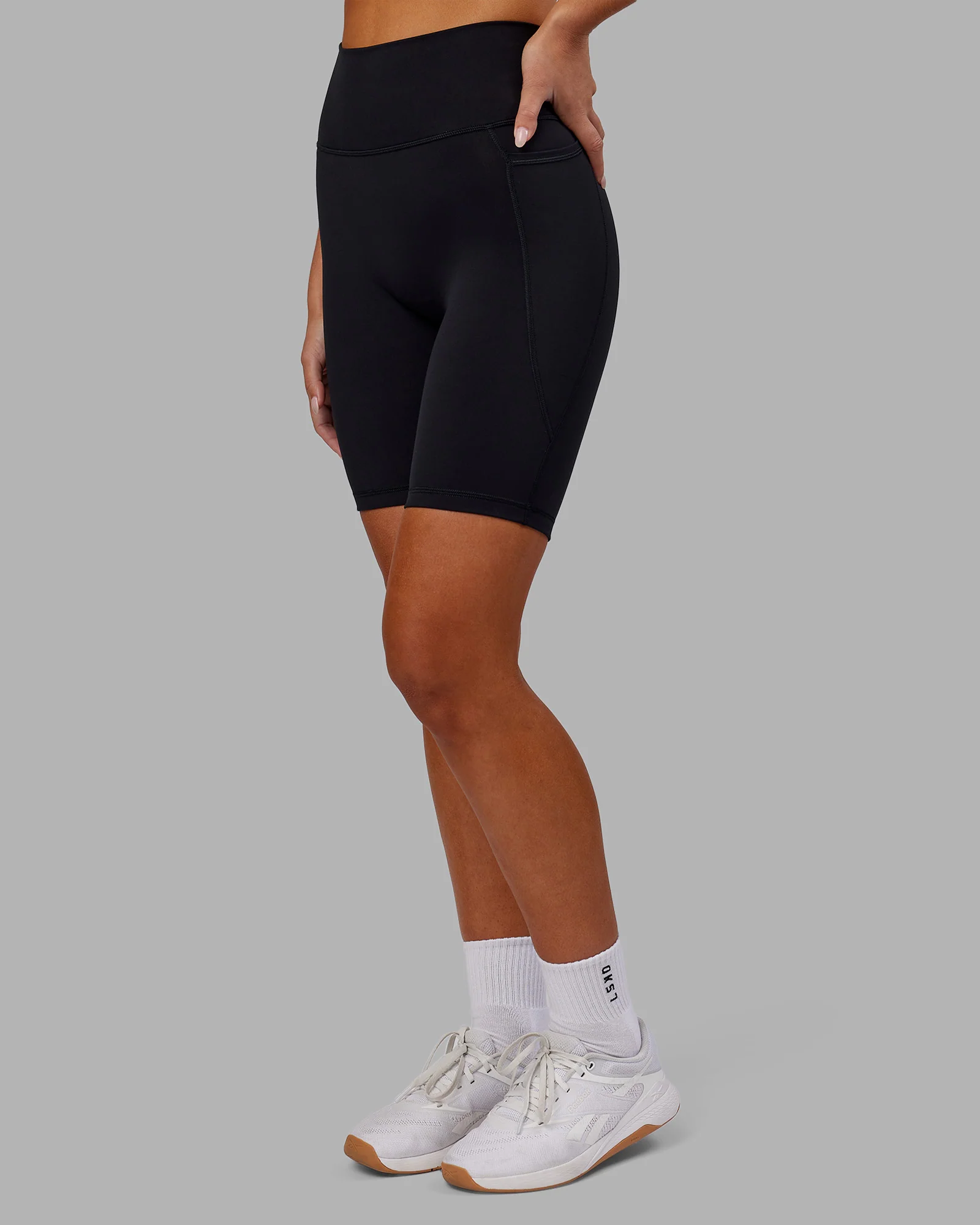 Fusion Ultra High-Rise 9" Short Pockets - Black - Image 2