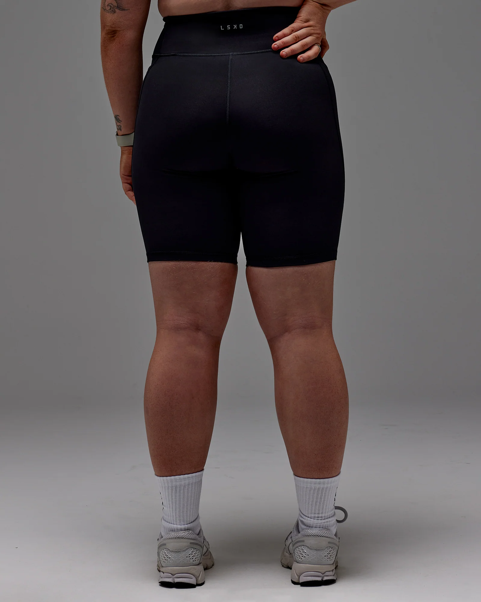 Fusion Ultra High-Rise 9" Short Pockets - Black - Image 26
