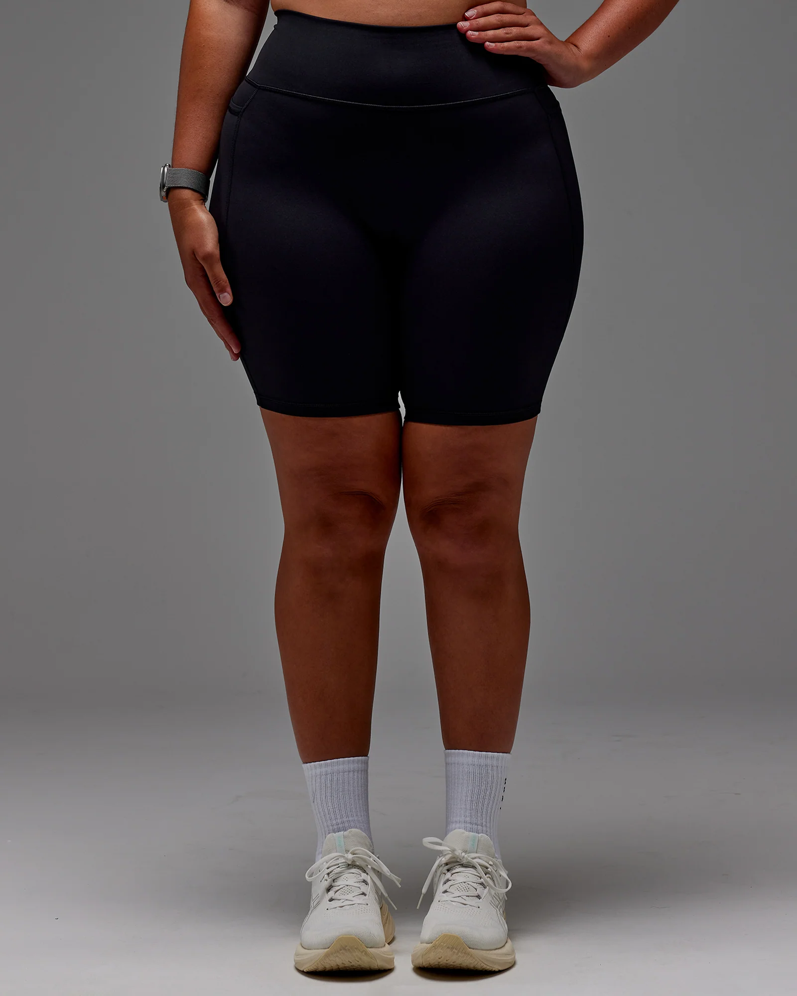 Fusion Ultra High-Rise 9" Short Pockets - Black - Image 33