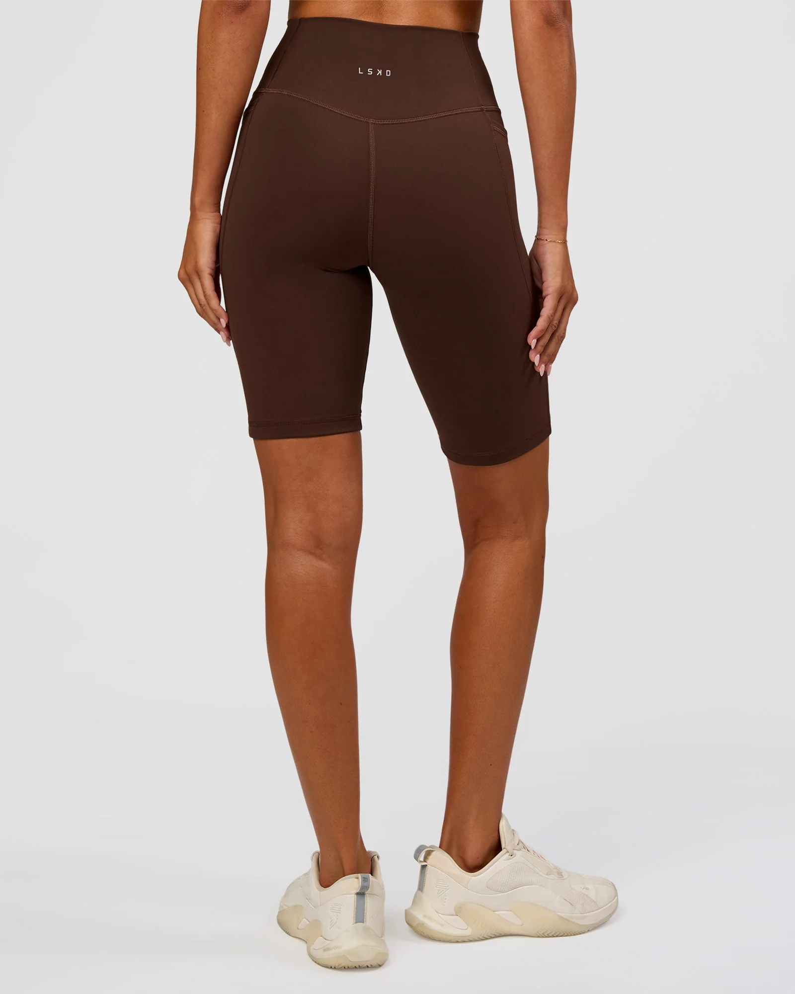 Fusion Ultra High-Rise 9" Short Pockets - Hot Chocolate - Image 4
