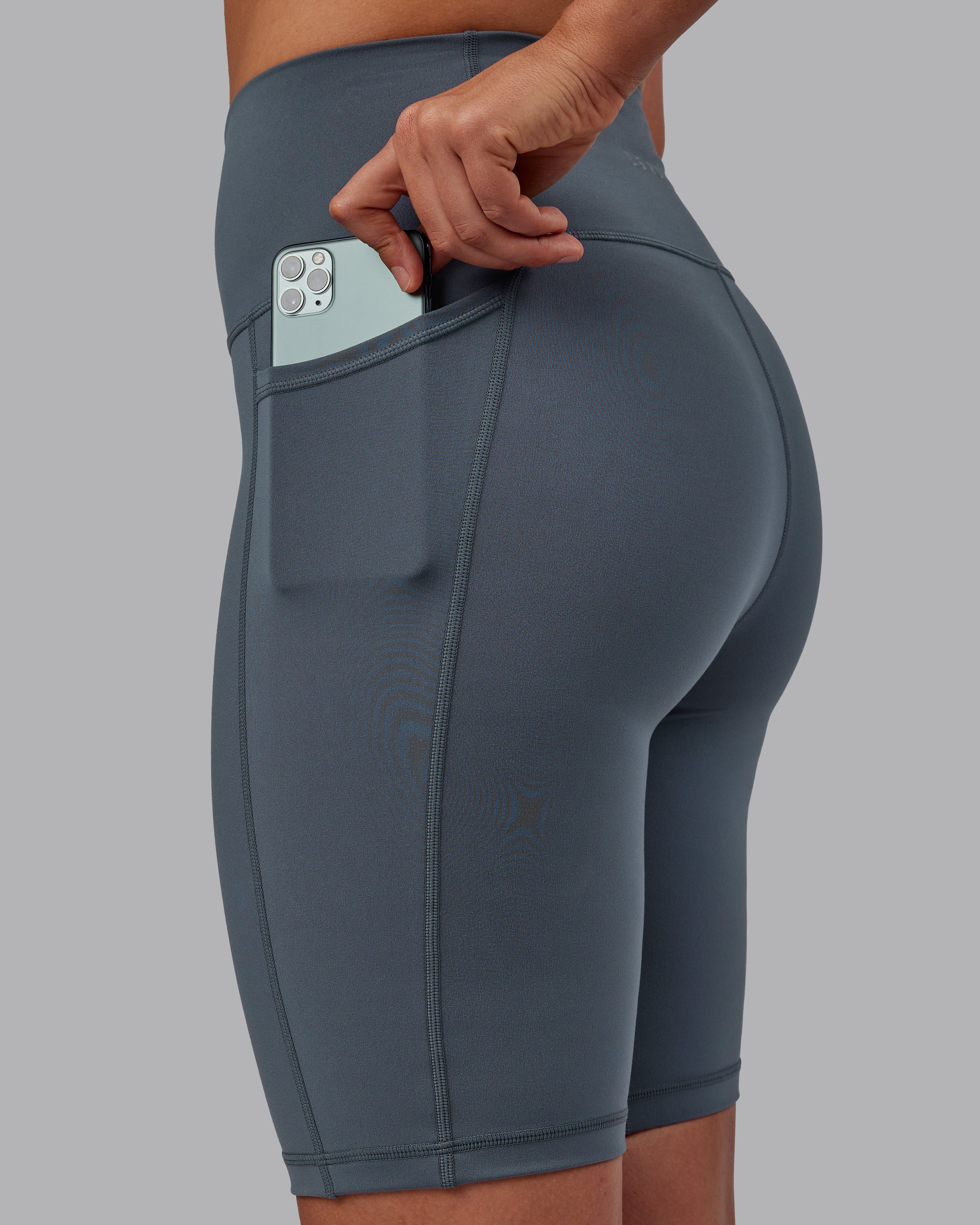 Fusion Ultra High-Rise 9" Short Pockets - Turbulence - Image 4