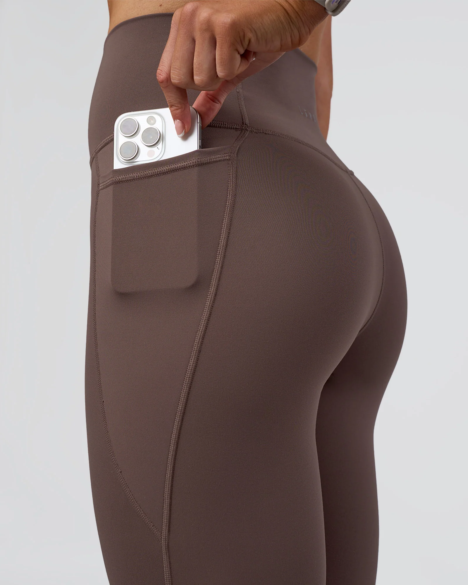Fusion Ultra High-Rise Full Length Legging Pockets - Peppercorn - Image 3