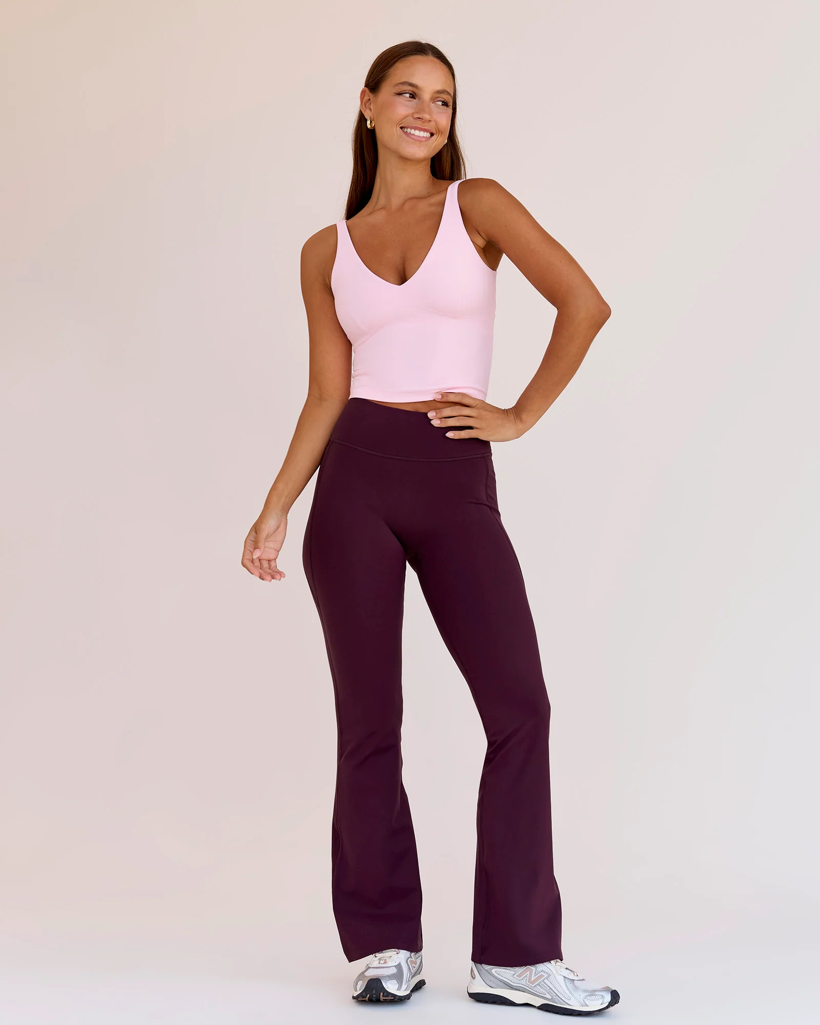 Fusion V-Contour High-Rise Flared Petite Legging Pockets - Cherry Lacquer - Image 7