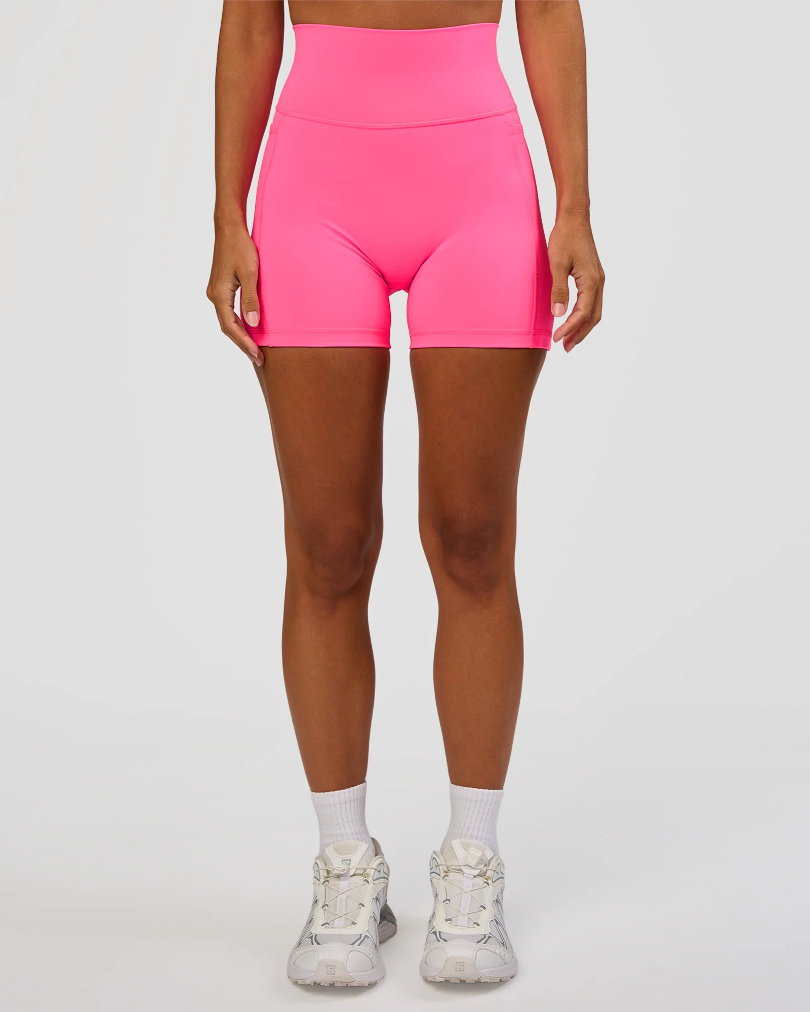 Fusion V-Contour Ultra High-Rise 4" Short Pockets - Sugar Plum - Image 7
