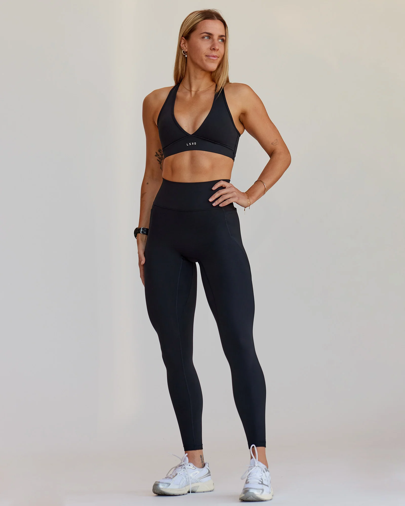 Fusion V-Contour Ultra High-Rise Full Length Legging Pockets - Black - Image 5