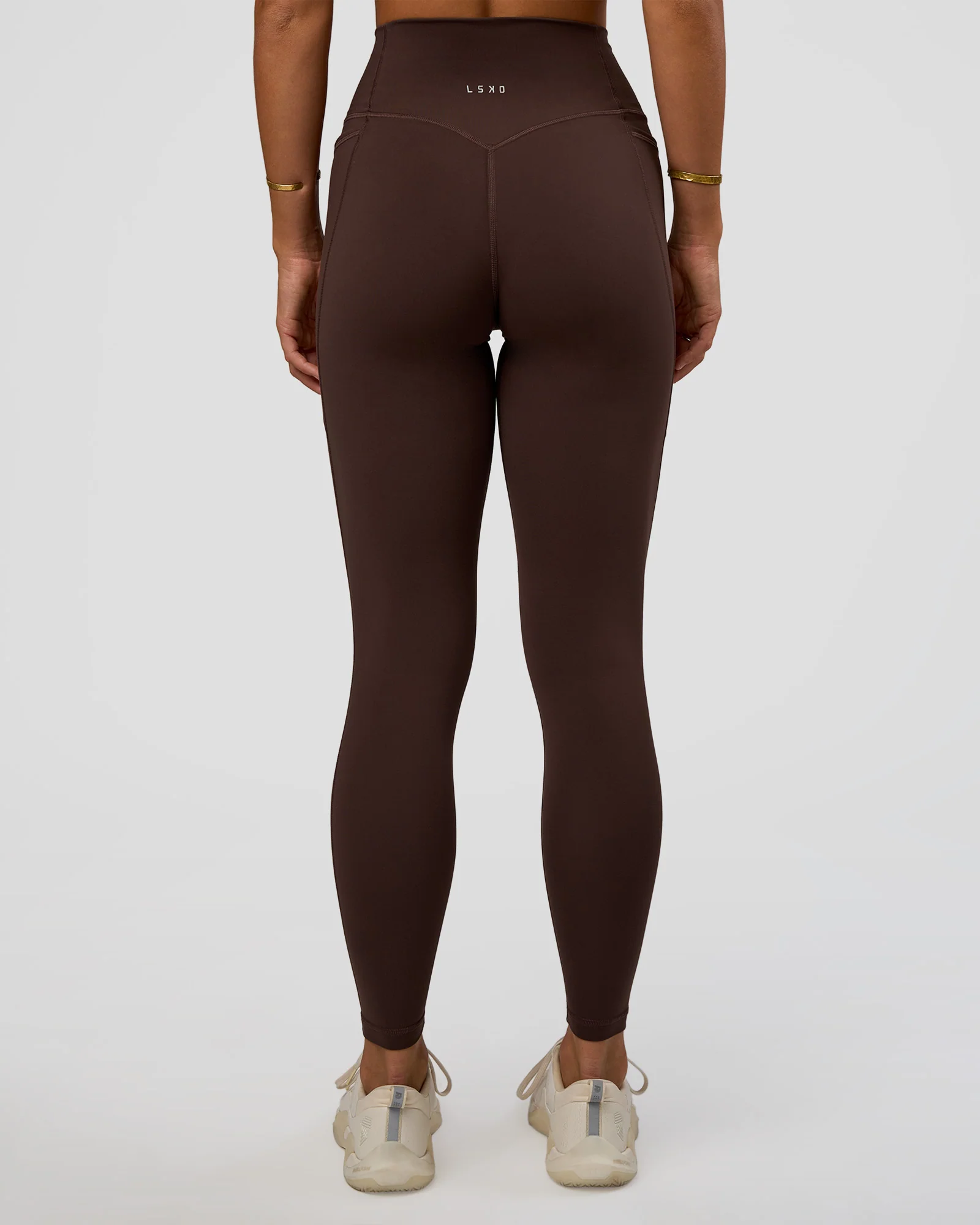 Fusion V-Contour Ultra High-Rise Full Length Legging Pockets - Hot Chocolate - Image 2