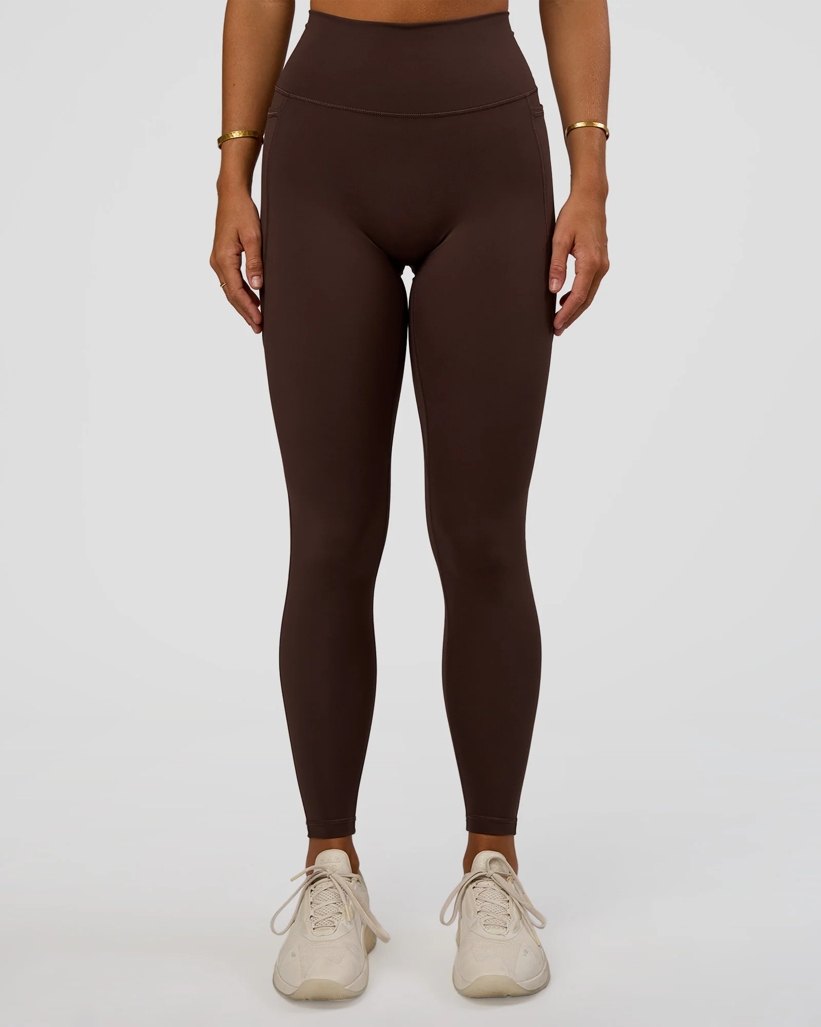 Fusion V-Contour Ultra High-Rise Full Length Legging Pockets - Hot Chocolate - Image 4