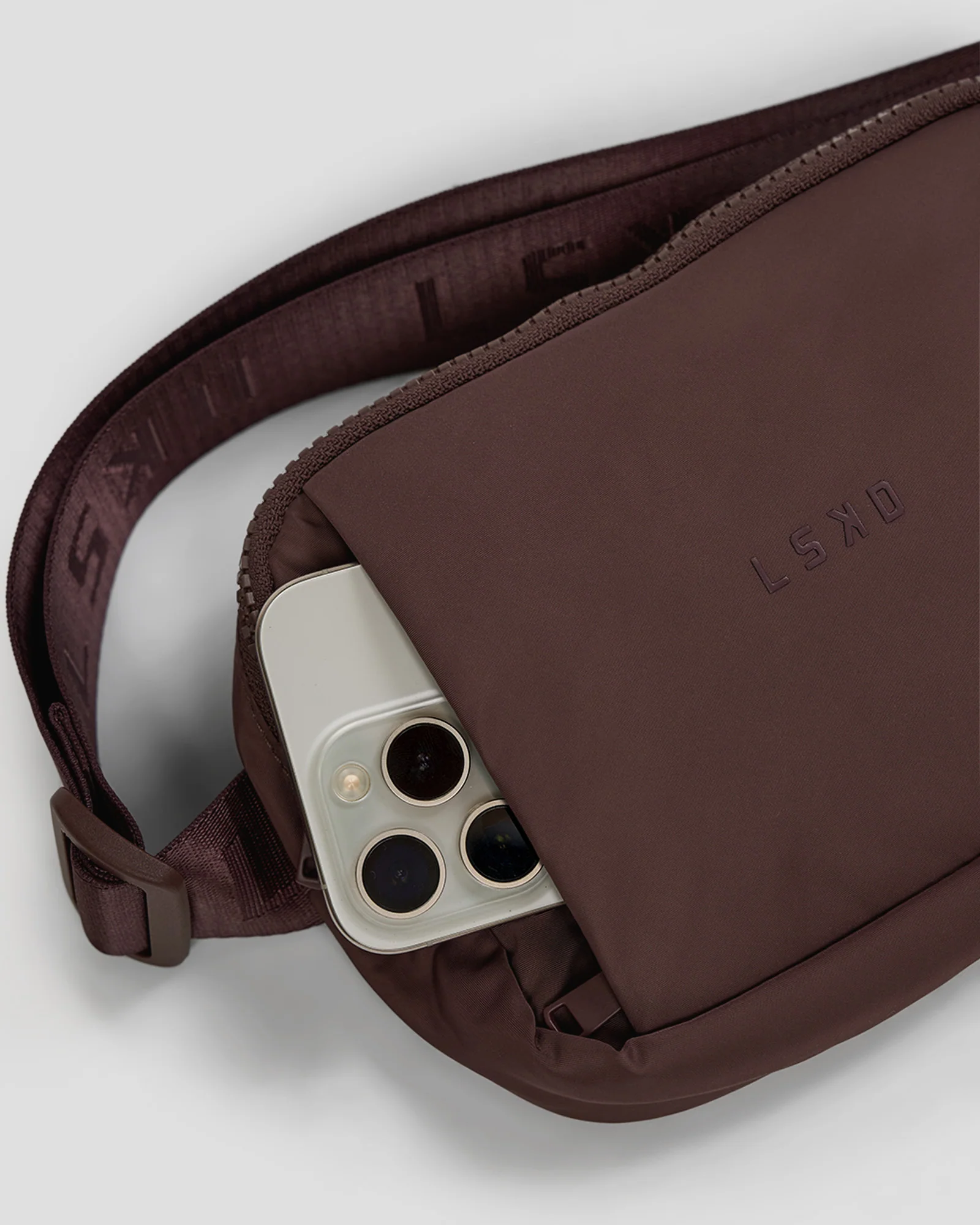 Go To Belt Bag - Cocoa Powder - Image 3