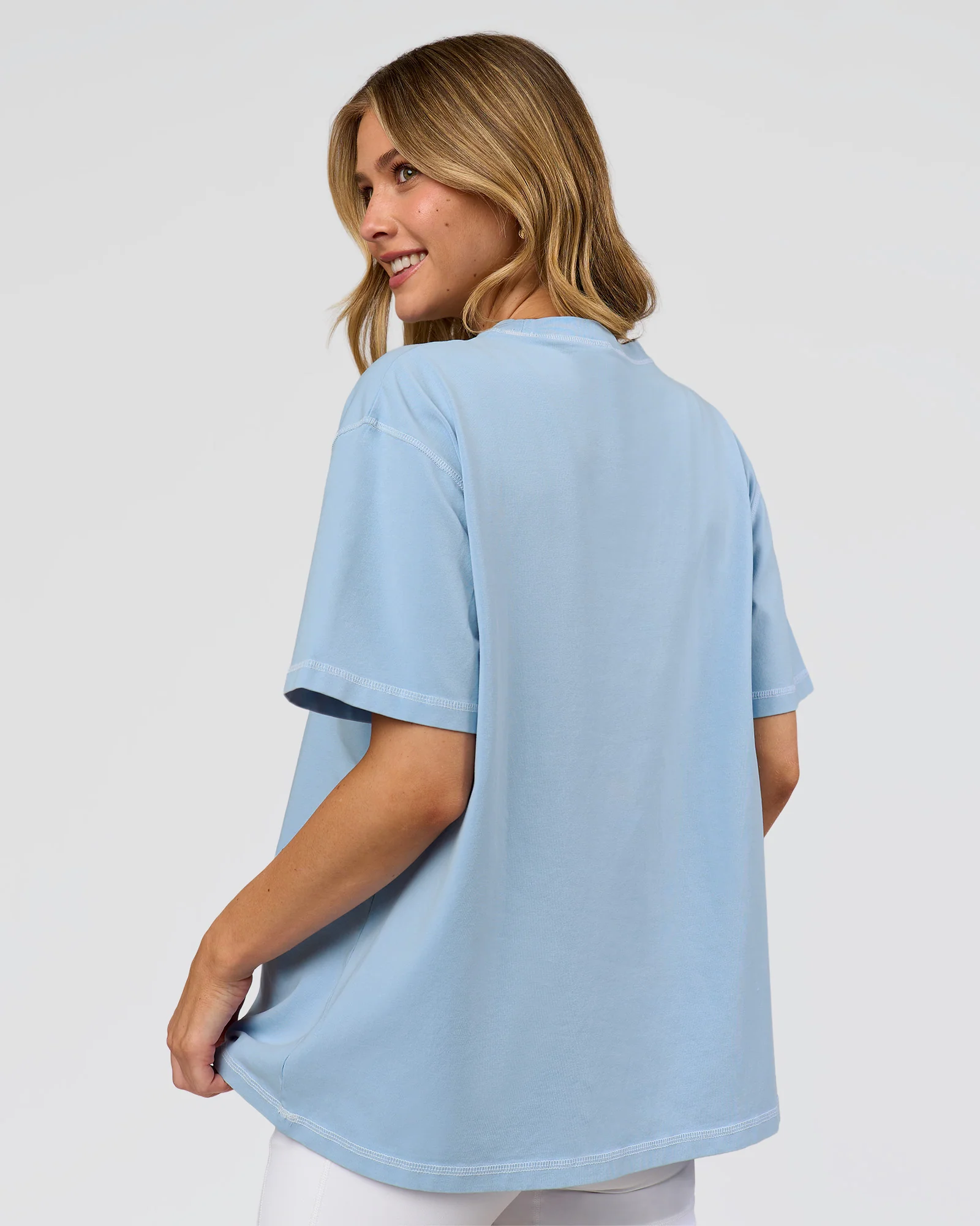Go-To Contrast Oversized Heavyweight FLXCotton Tee - Open Air Washed-White - Image 3