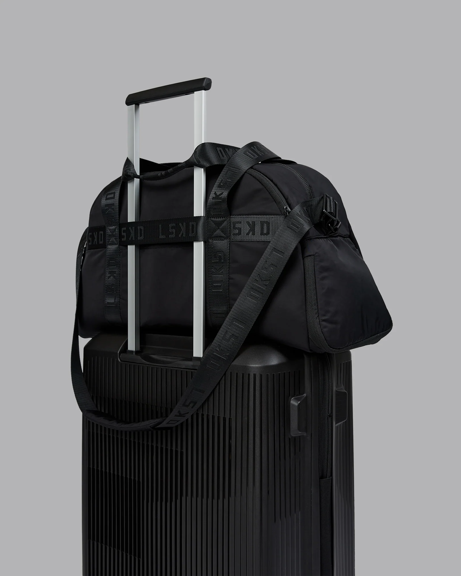 Go-To Duffle Bag - Black - Image 13