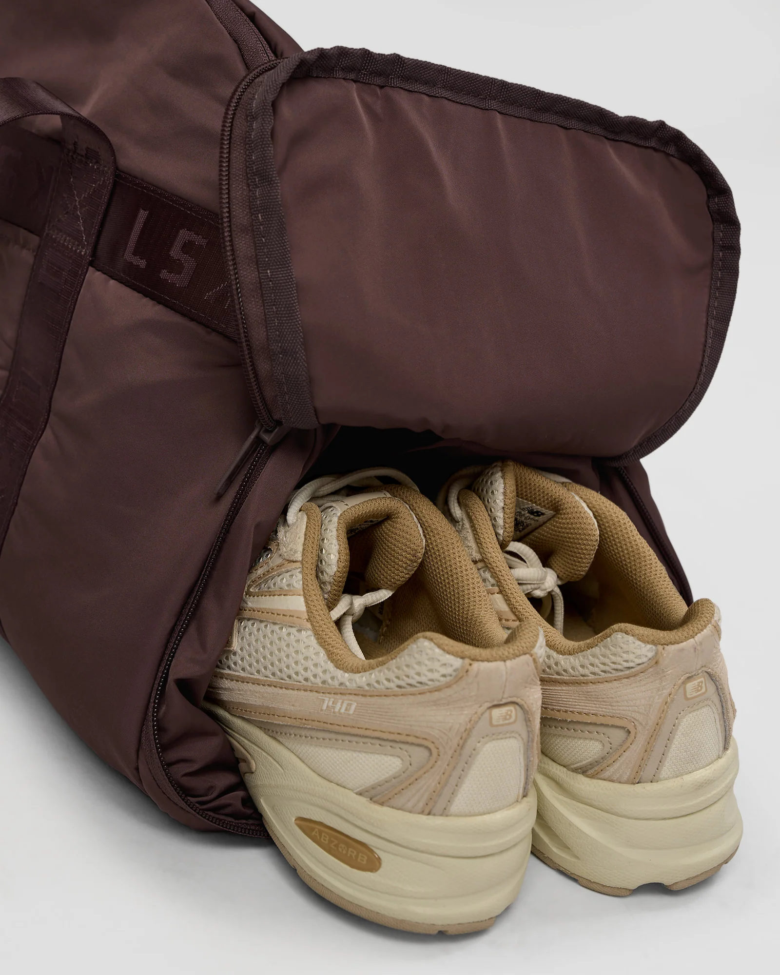 Go-To Duffle Bag - Cocoa Powder - Image 2