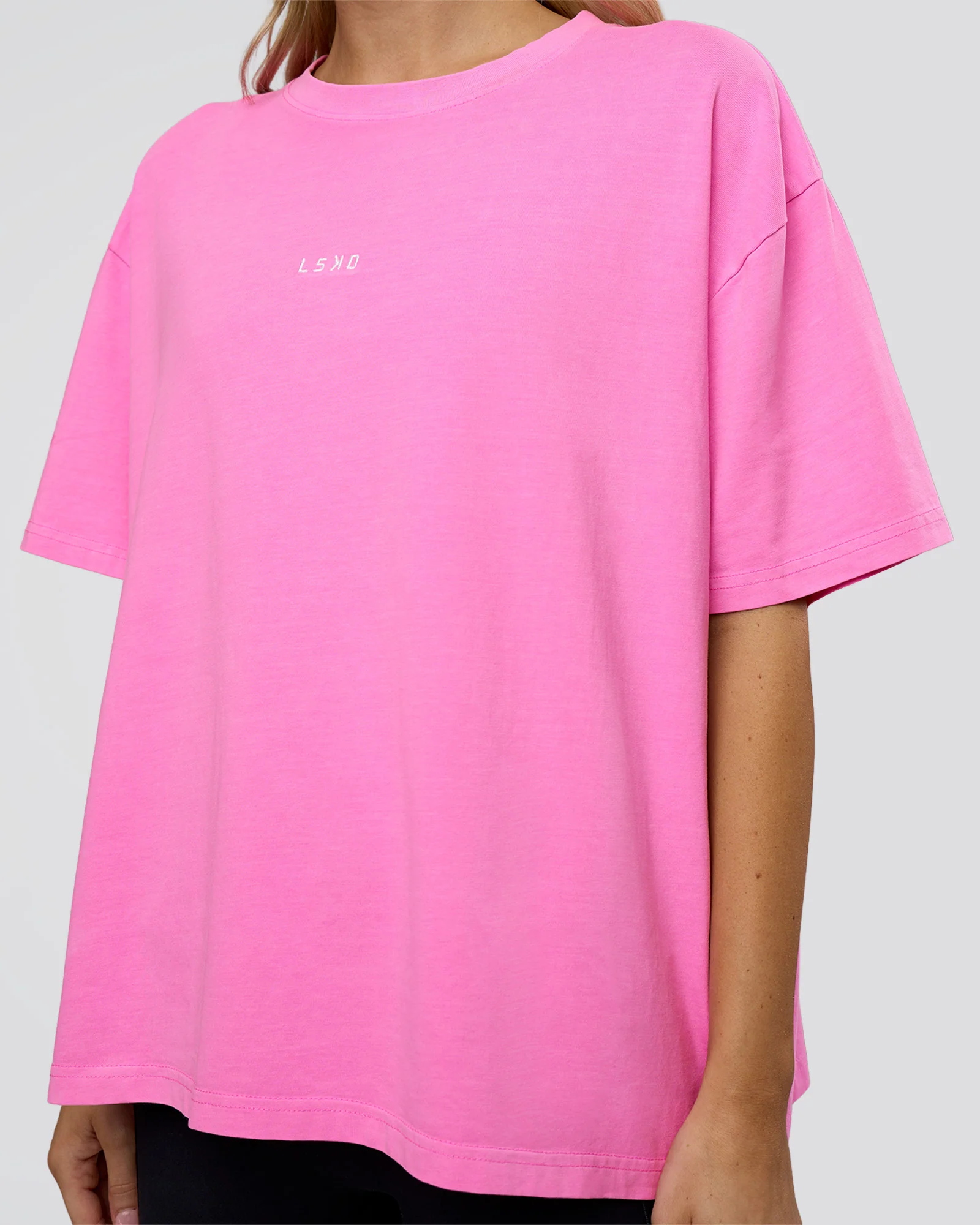 Go-To FLXCotton Oversized Tee - Ultra Fuchsia Washed - Image 5