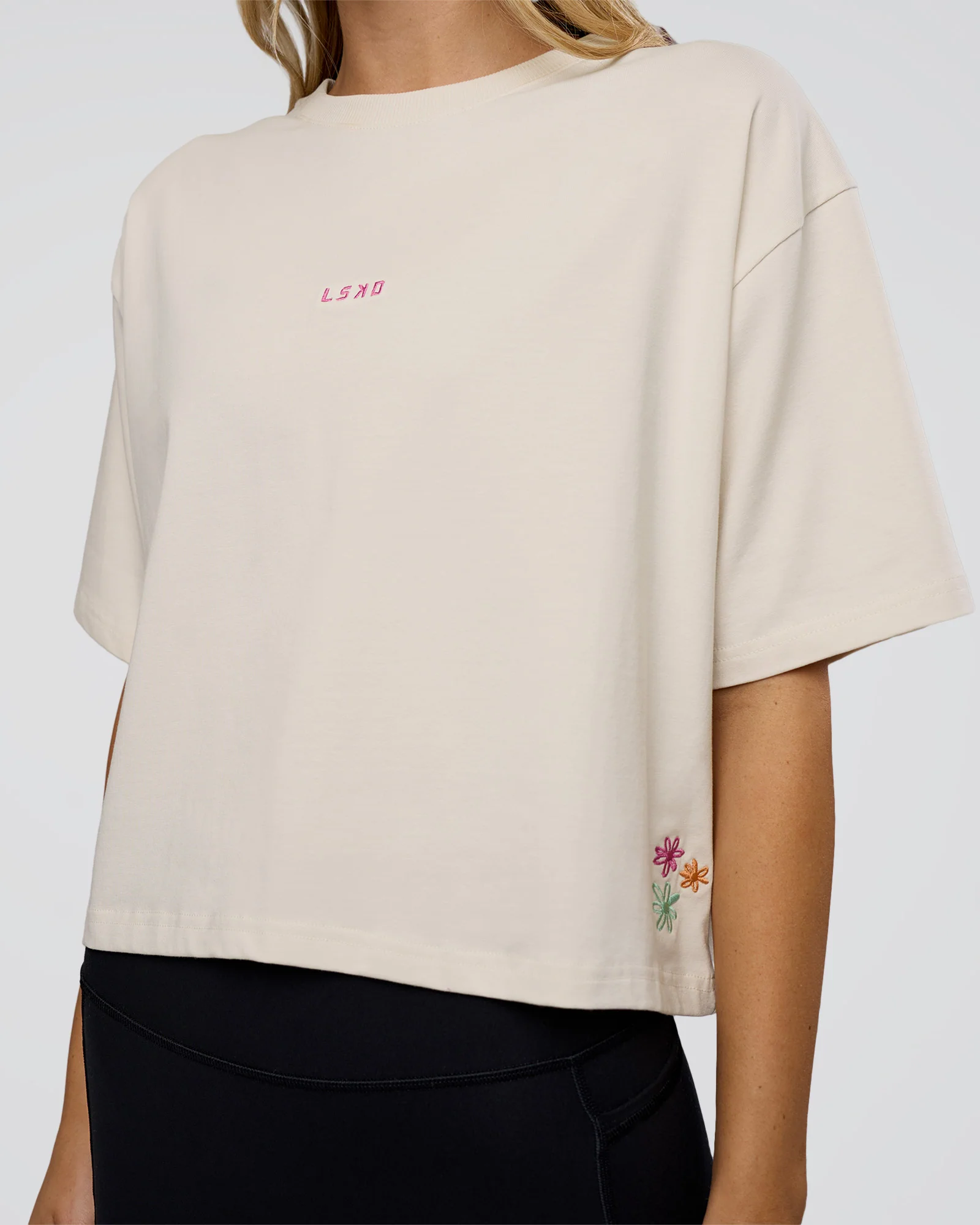 Go-To Heavyweight FLXCotton Graphic Skimmer Tee - Off White-Multi - Image 4