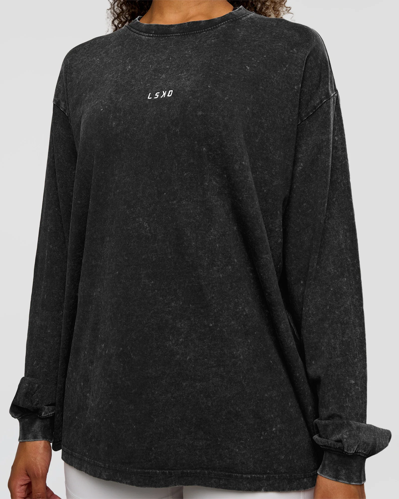 Go-To Long Sleeve FLXCotton Oversized Tee - Black Washed-White - Image 4