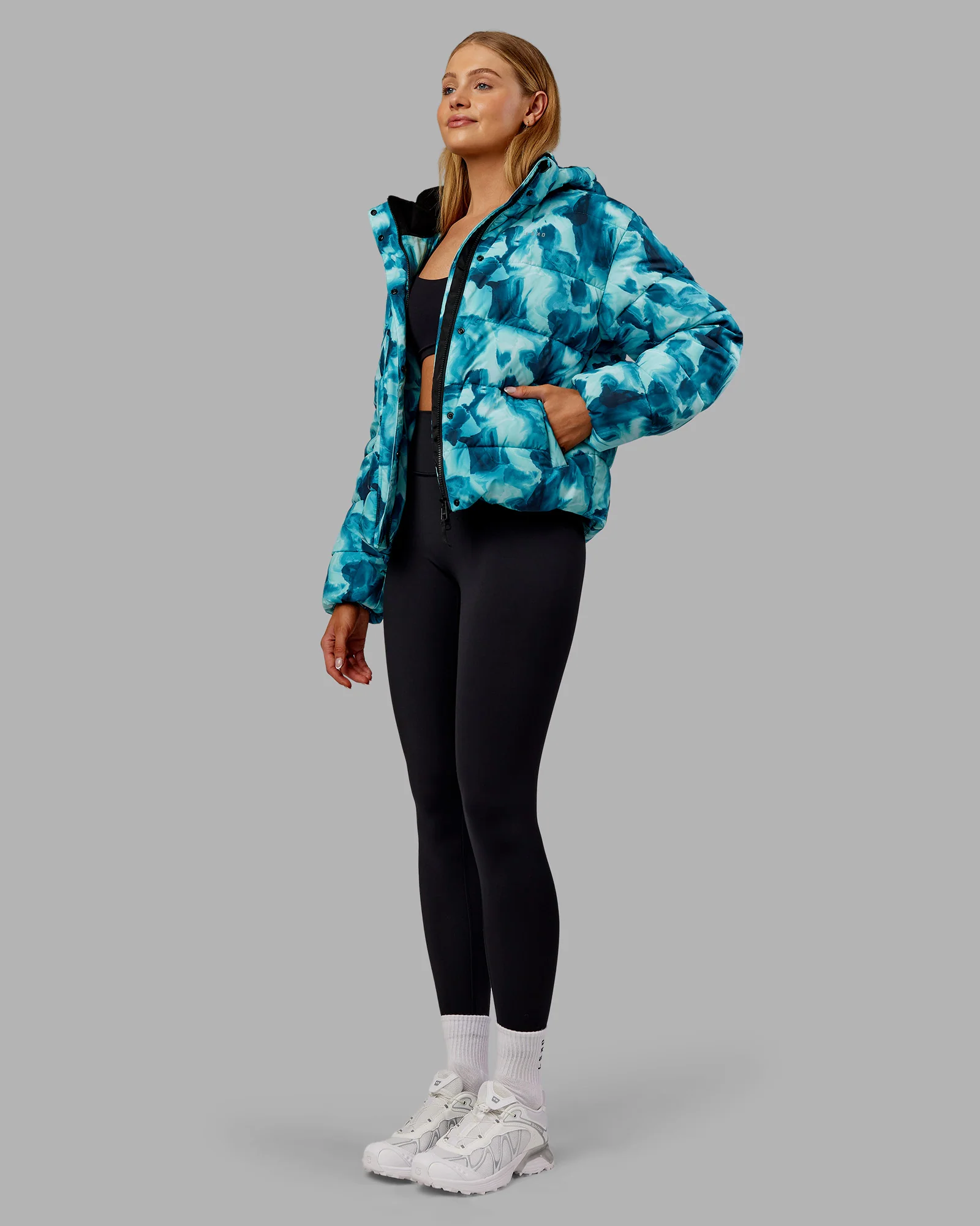 Go-To Puffer Jacket - Dazed Print - Image 12