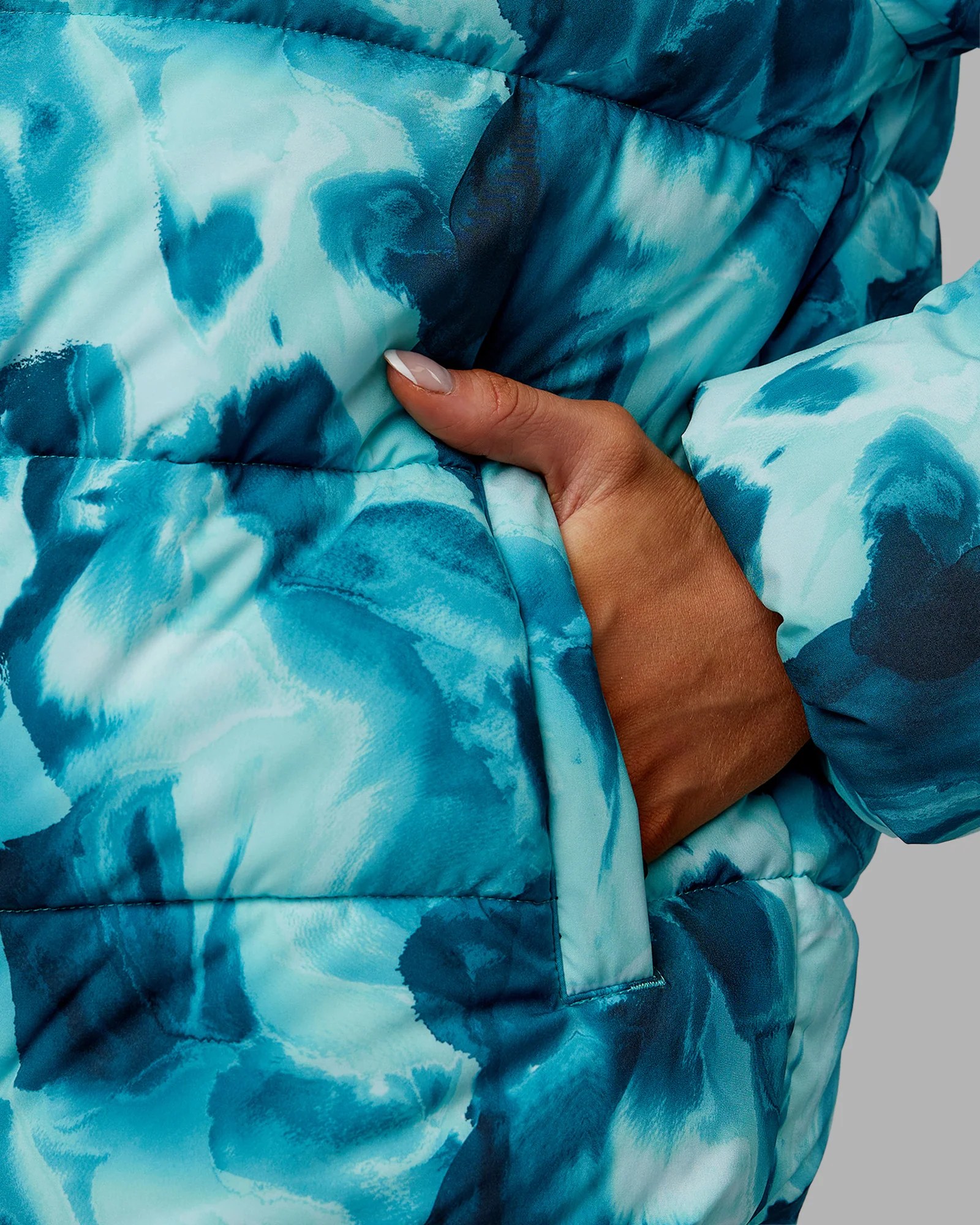 Go-To Puffer Jacket - Dazed Print - Image 5