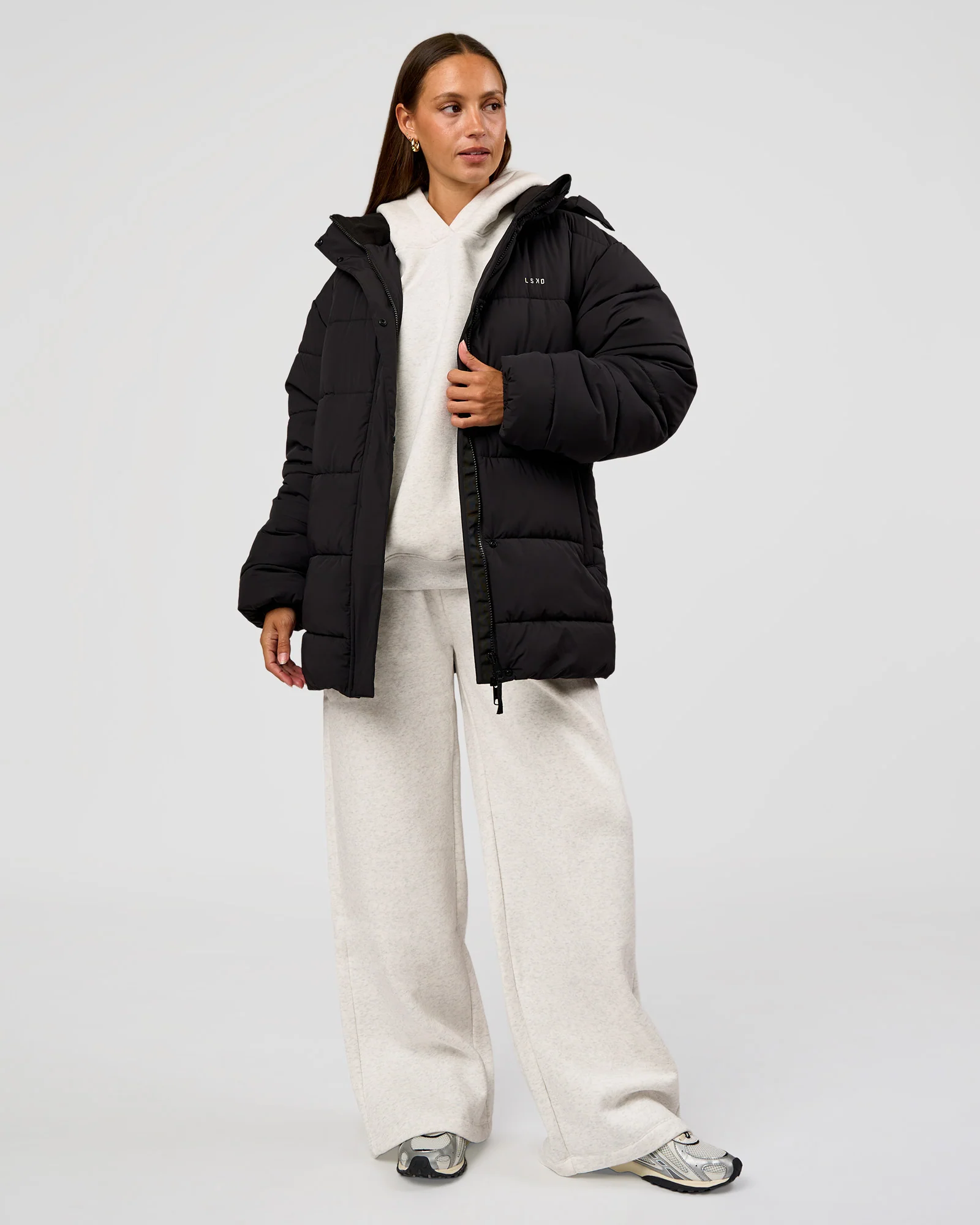 Go-To Puffer Mid Jacket - Black - Image 9