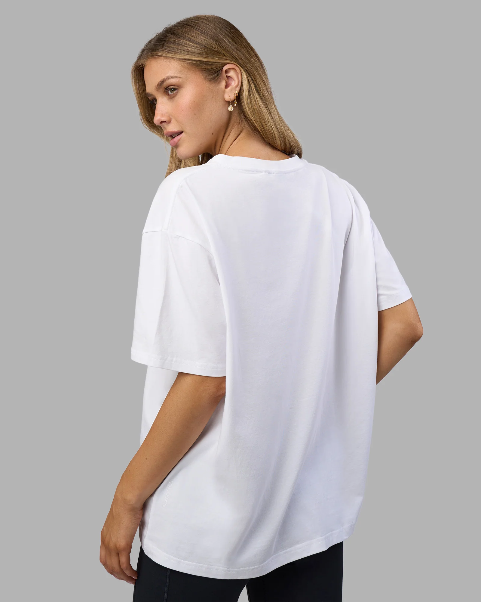 Go-To V-Neck FLXCotton Oversized Tee - White-Black - Image 3