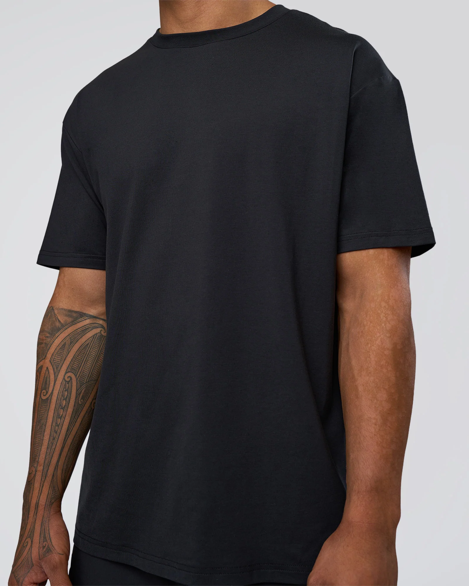 Forever EffortlessTech Tee - Black - Image 7