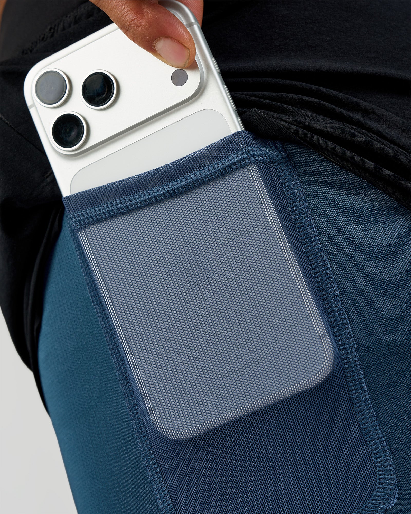 Hybrid Lined 5" Short - Black-Indigo - Image 4