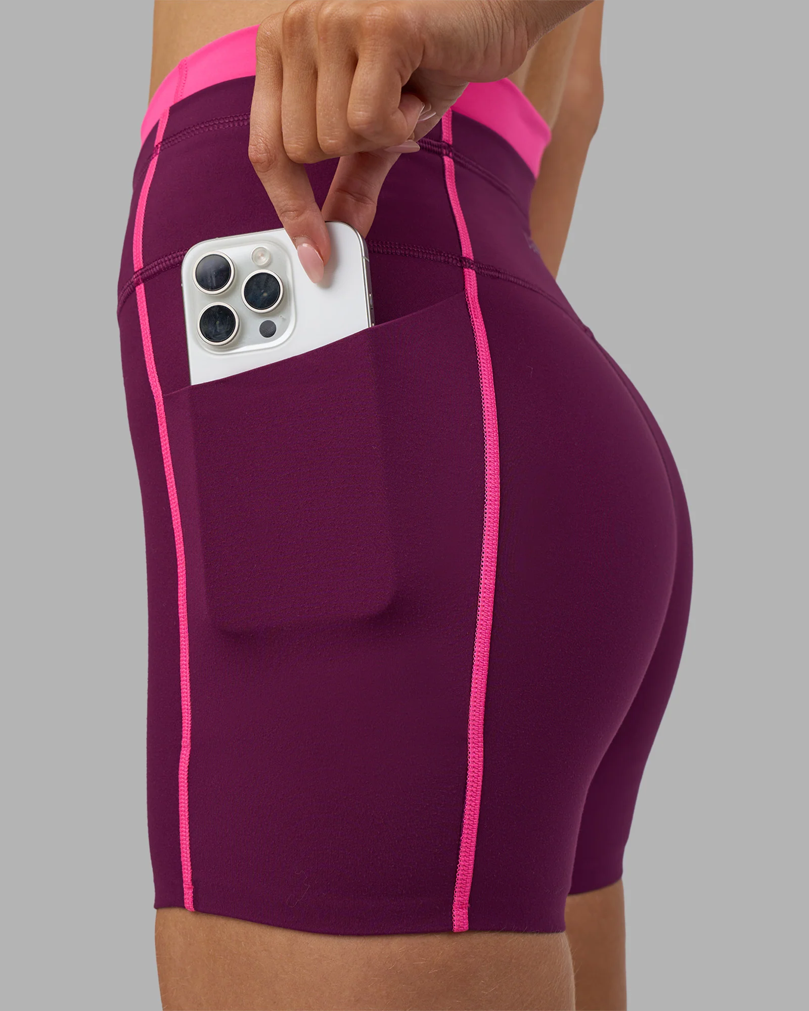 Liberate Contrast High-Rise 4" Short Pockets - Plum Caspia-Ultra Pink - Image 3