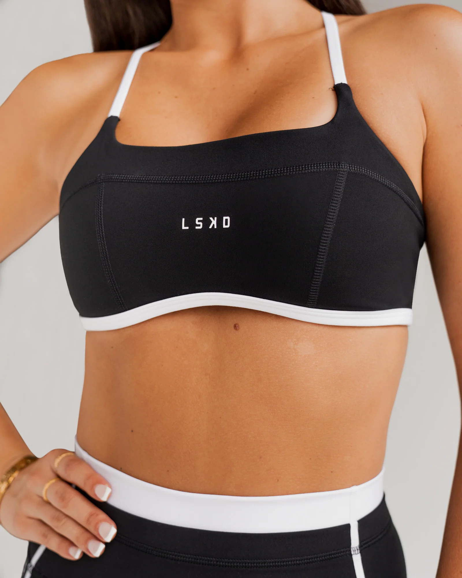 Liberate Sports Bra - Black-White - Image 3