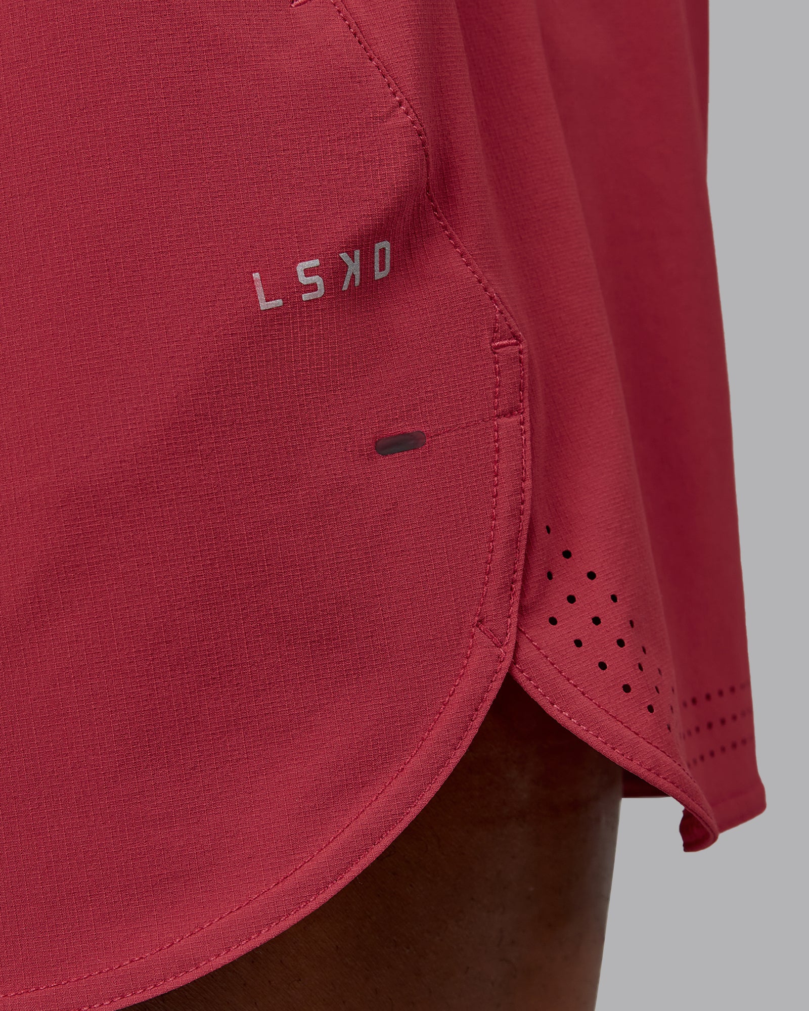 Lift 6" Short - Claret - Image 7