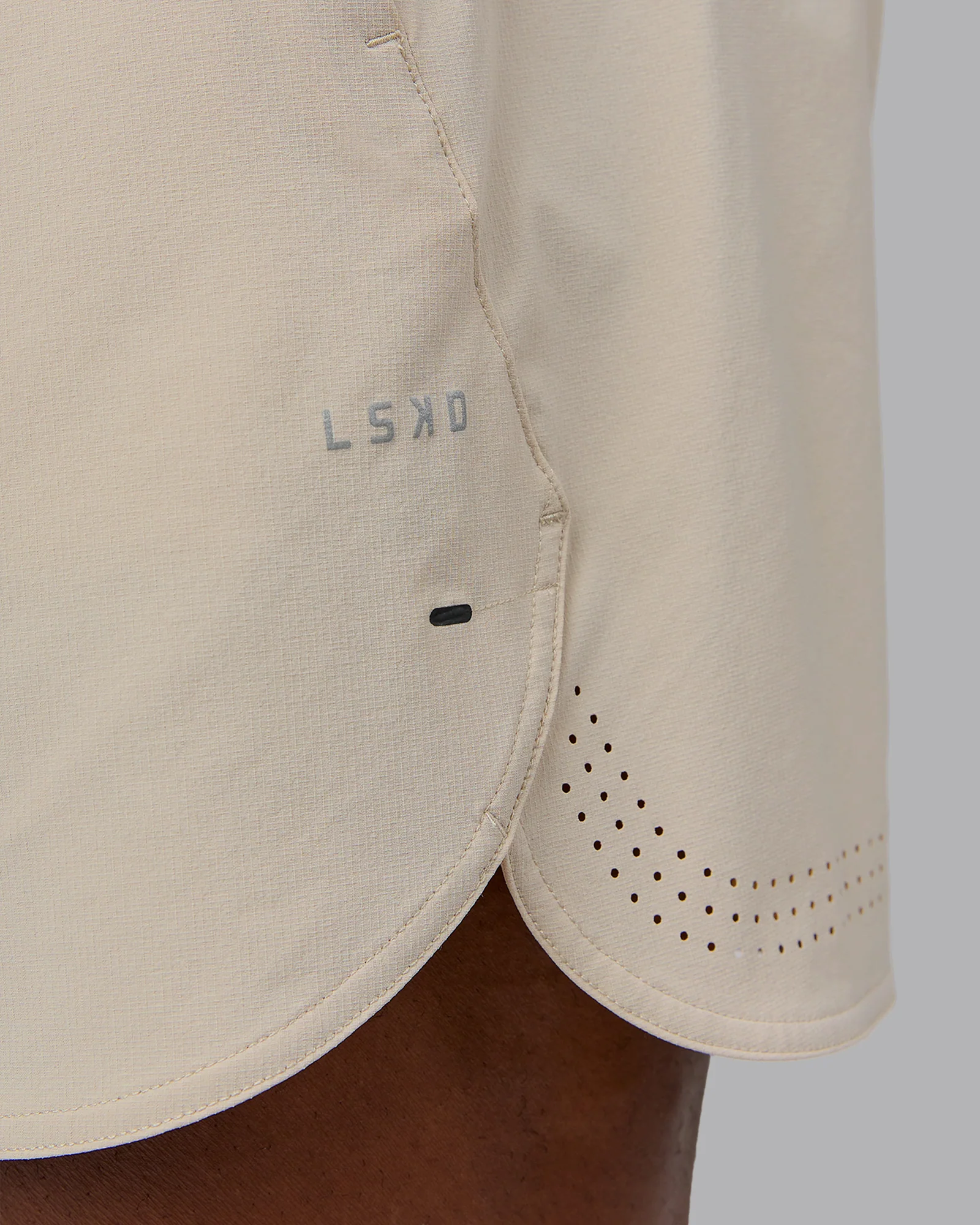 Lift 6" Short - Shale Beige - Image 6