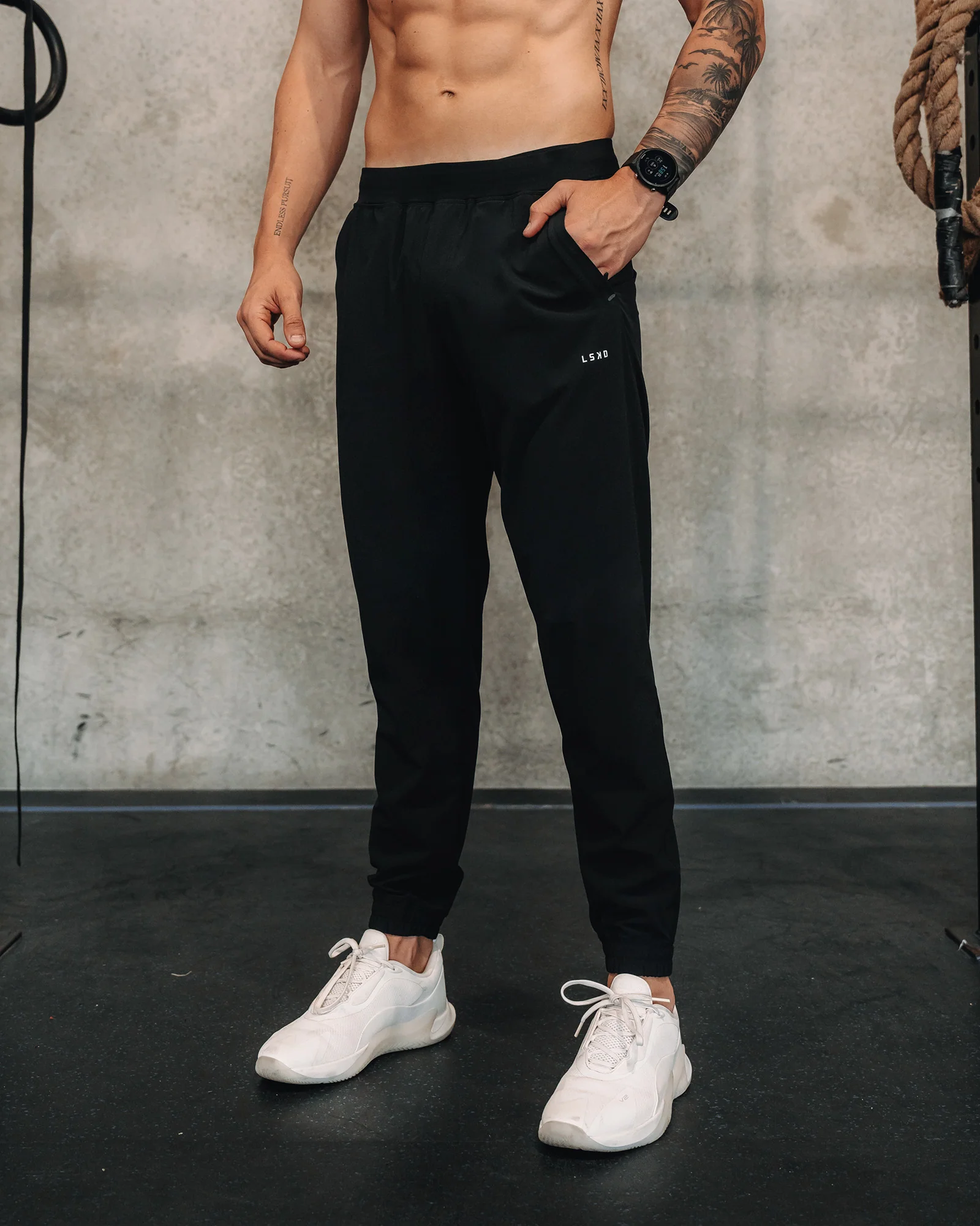 Lift Jogger - Black - Image 10