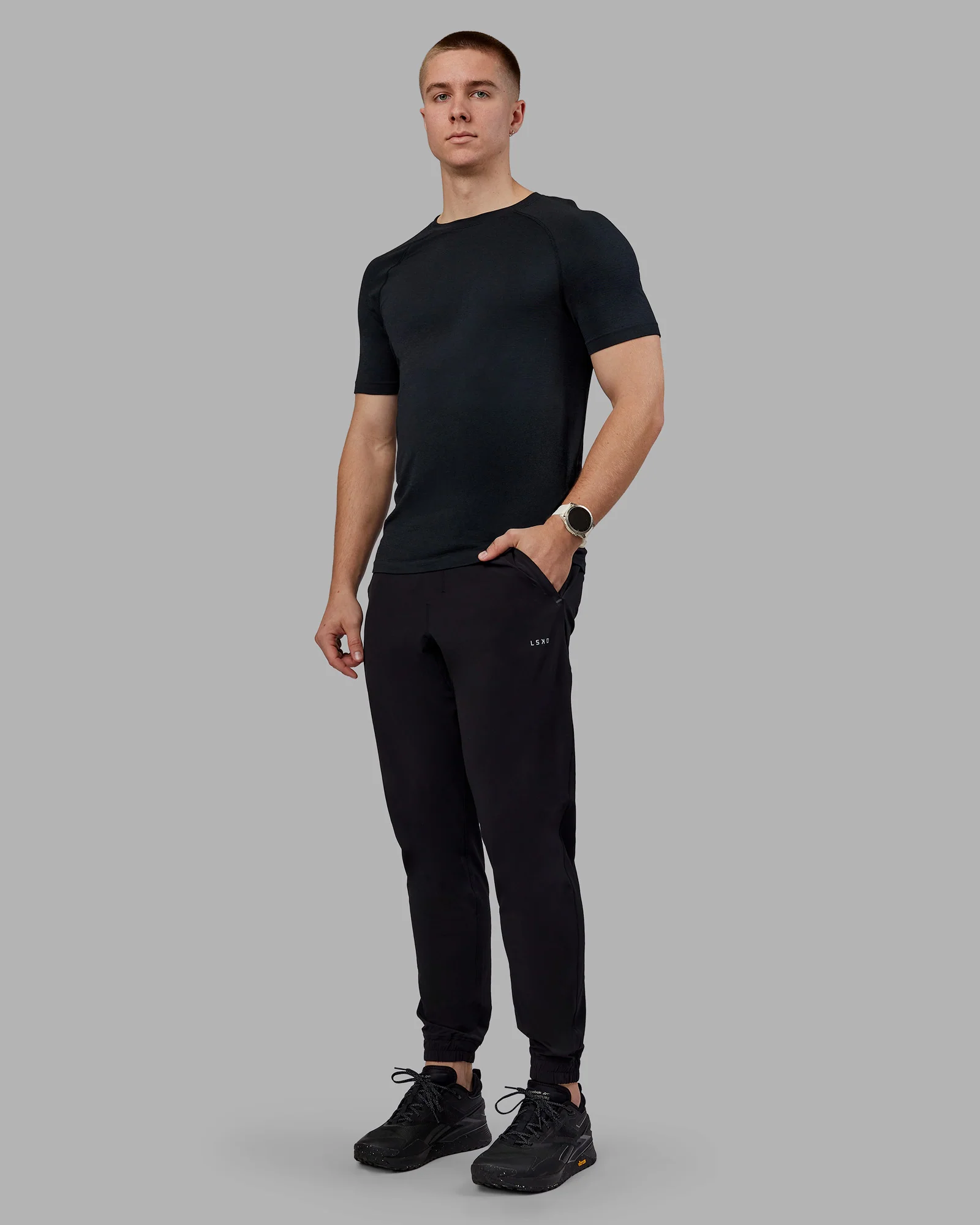 Lift Jogger - Black - Image 2