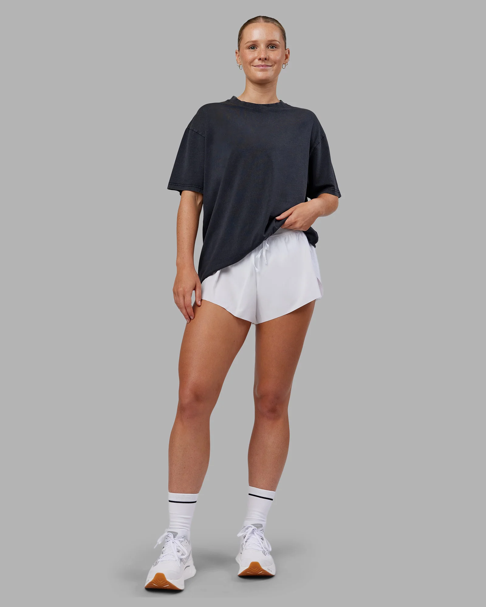 Love The Run FLXCotton Tee Oversize - Black Washed-Circular Gray - Image 5