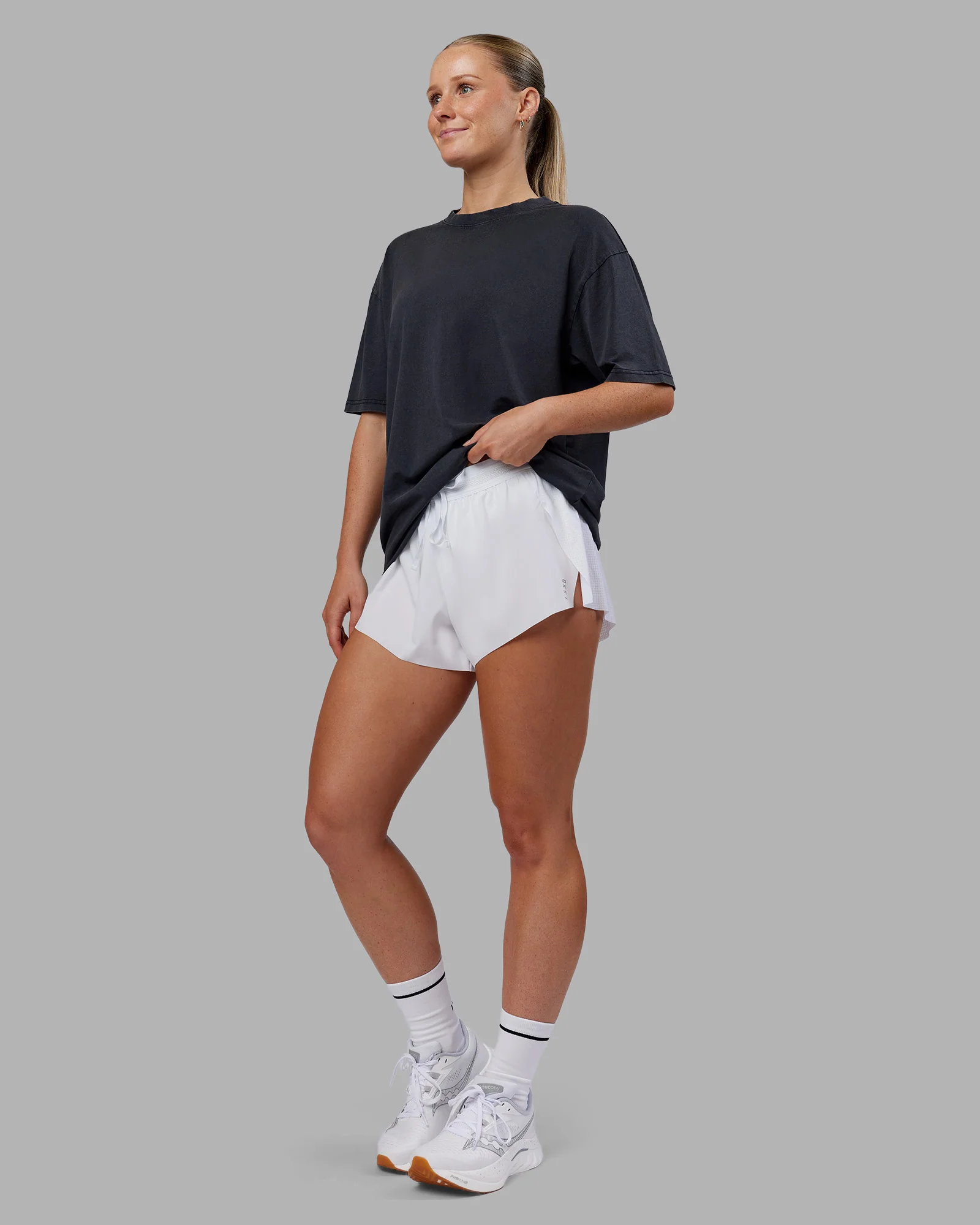 Love The Run FLXCotton Tee Oversize - Black Washed-Circular Gray - Image 8