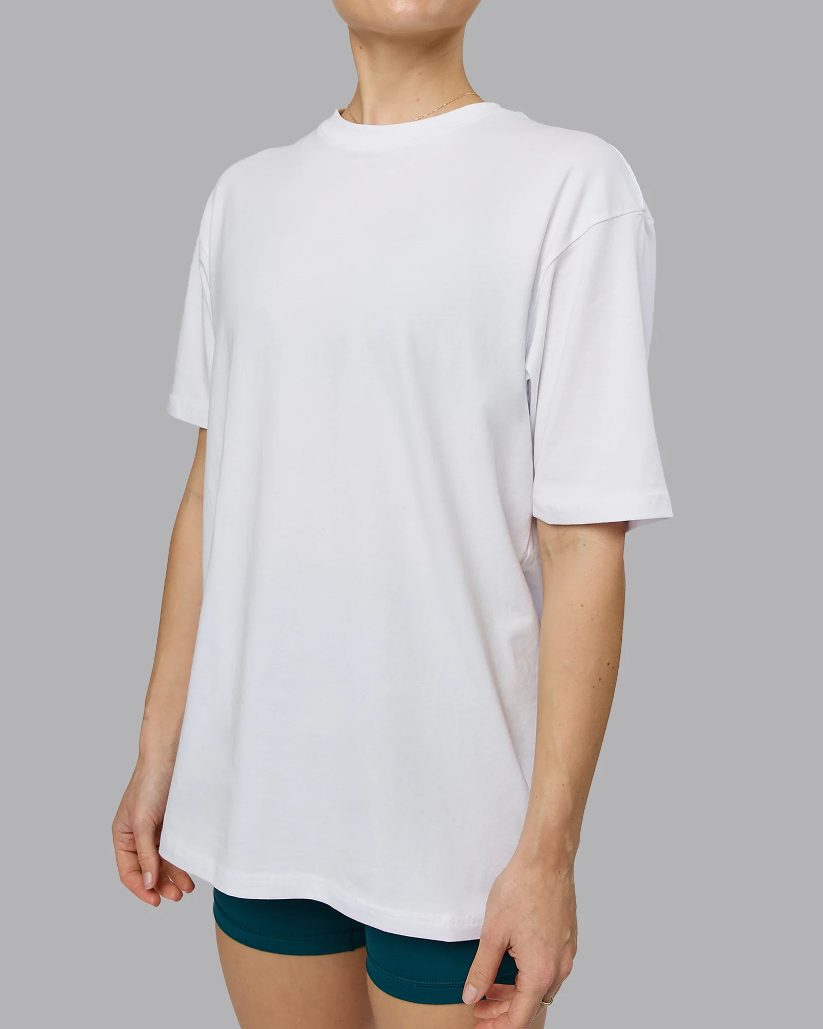 Love The Run FLXCotton Tee Oversize - White-Dark Moss - Image 11
