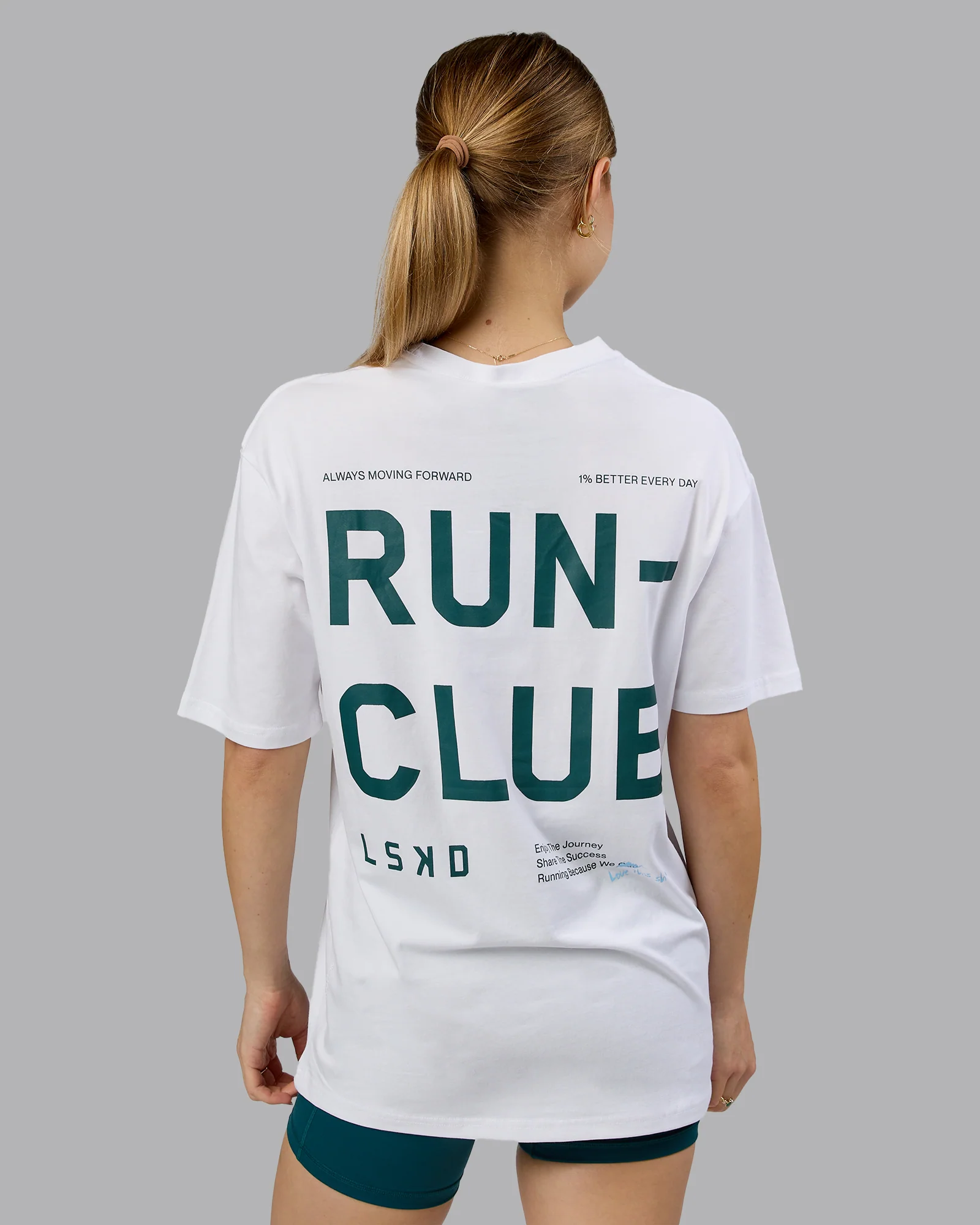Love The Run FLXCotton Tee Oversize - White-Dark Moss - Image 6
