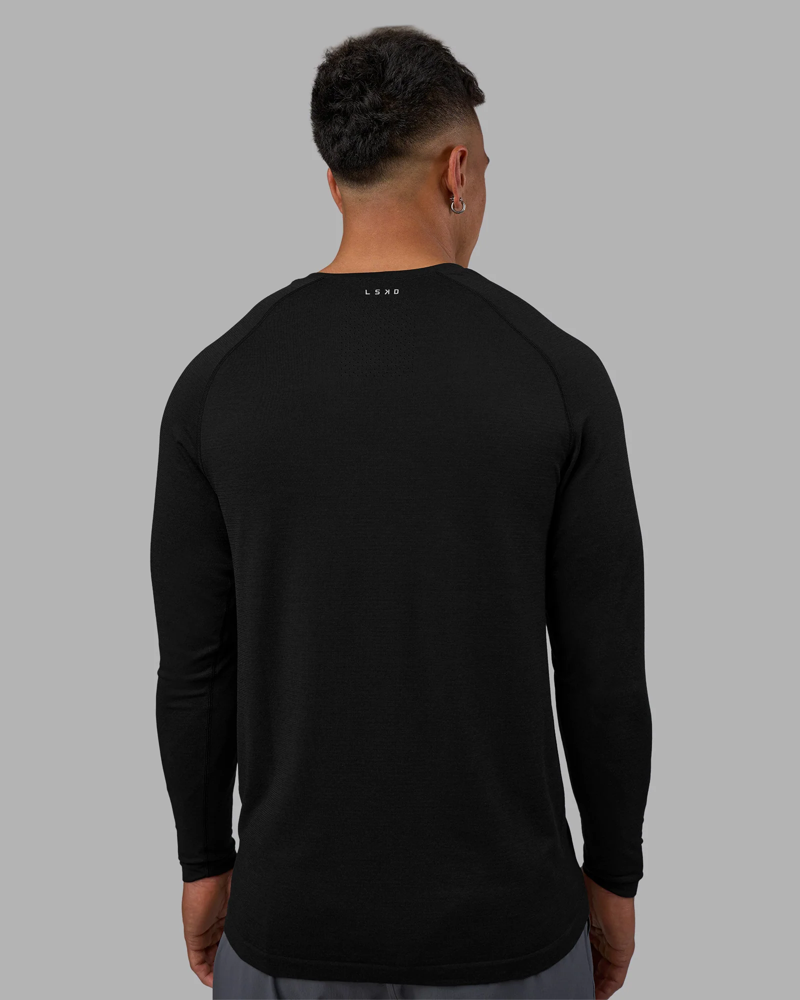 AeroFLX+ Seamless Long Sleeve Tee - Black Marl - Image 4