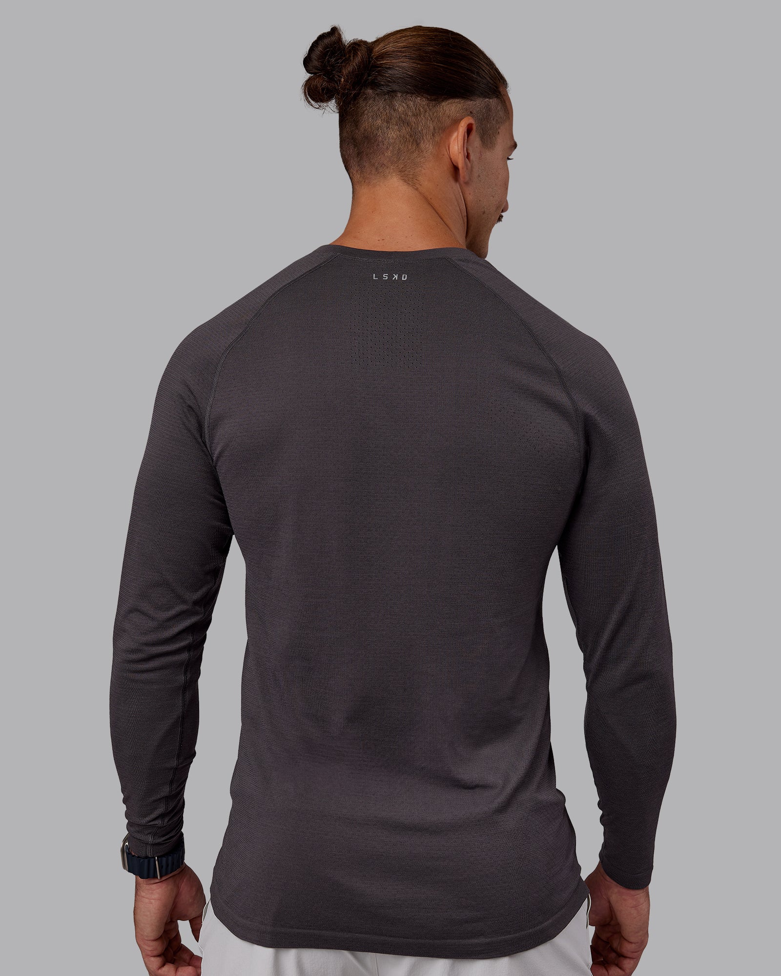 AeroFLX+ Seamless Long Sleeve Tee - Dark Storm/Dark Storm - Image 3