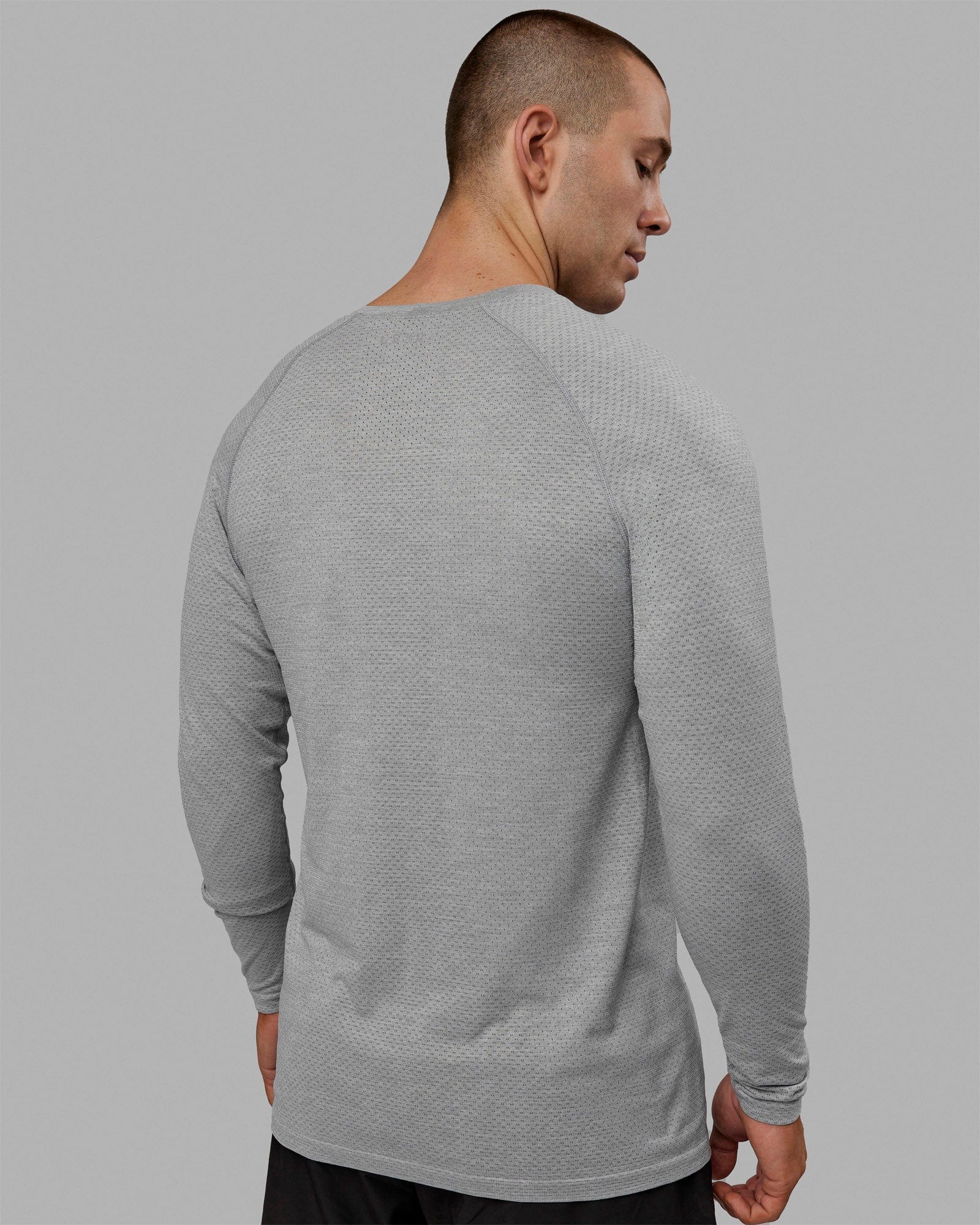 AeroFLX+ Seamless Long Sleeve Tee - Lt Grey Marl - Image 3