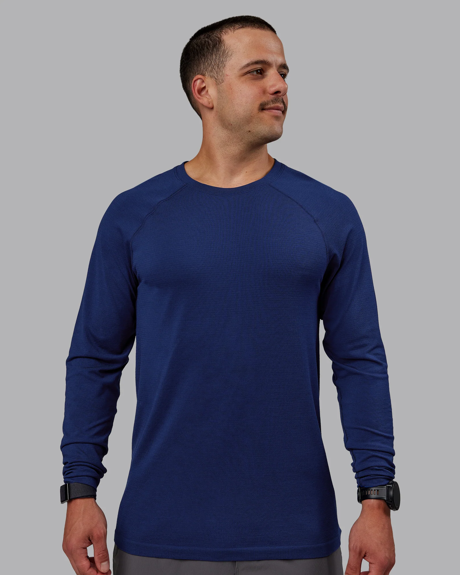 AeroFLX+ Seamless Long Sleeve Tee - Midnight Blue/Midnight Blue - Image 2