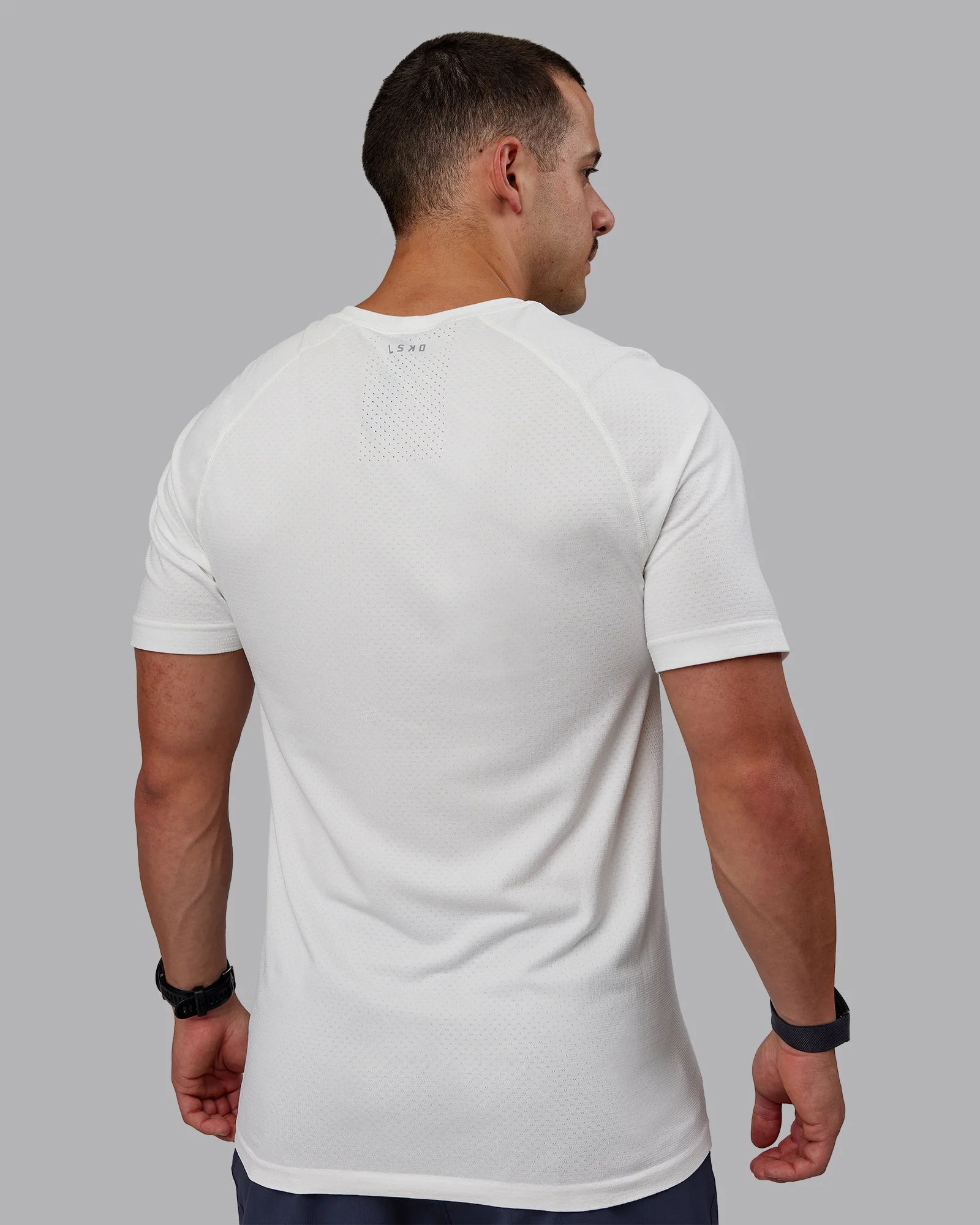 AeroFLX+ Seamless Tee - Off White/Off White Marl - Image 4