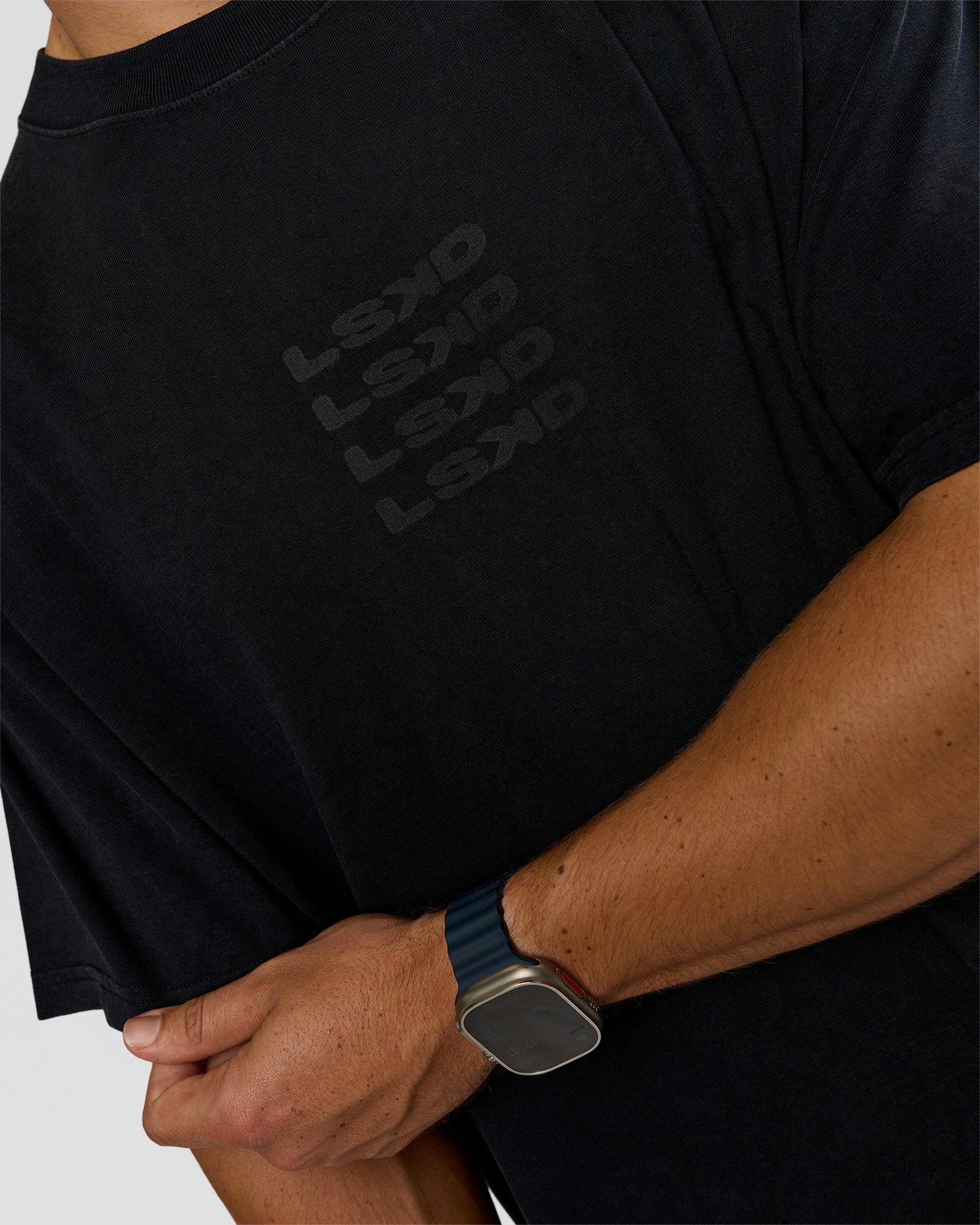 Move Fast Heavyweight Oversized Tee - Black Washed - Image 3