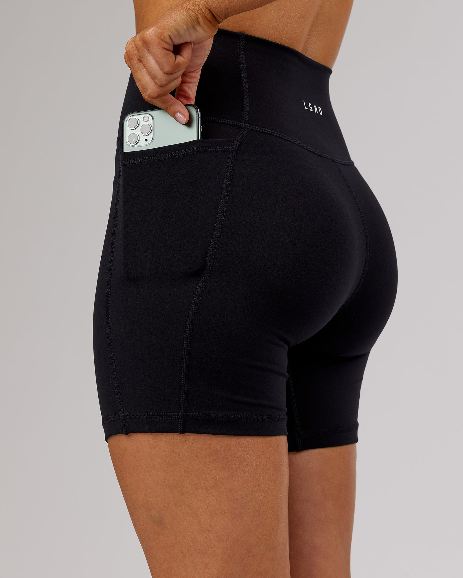 O.G. Fusion Ultra High-Rise 6" Short Pockets - Black - Image 4