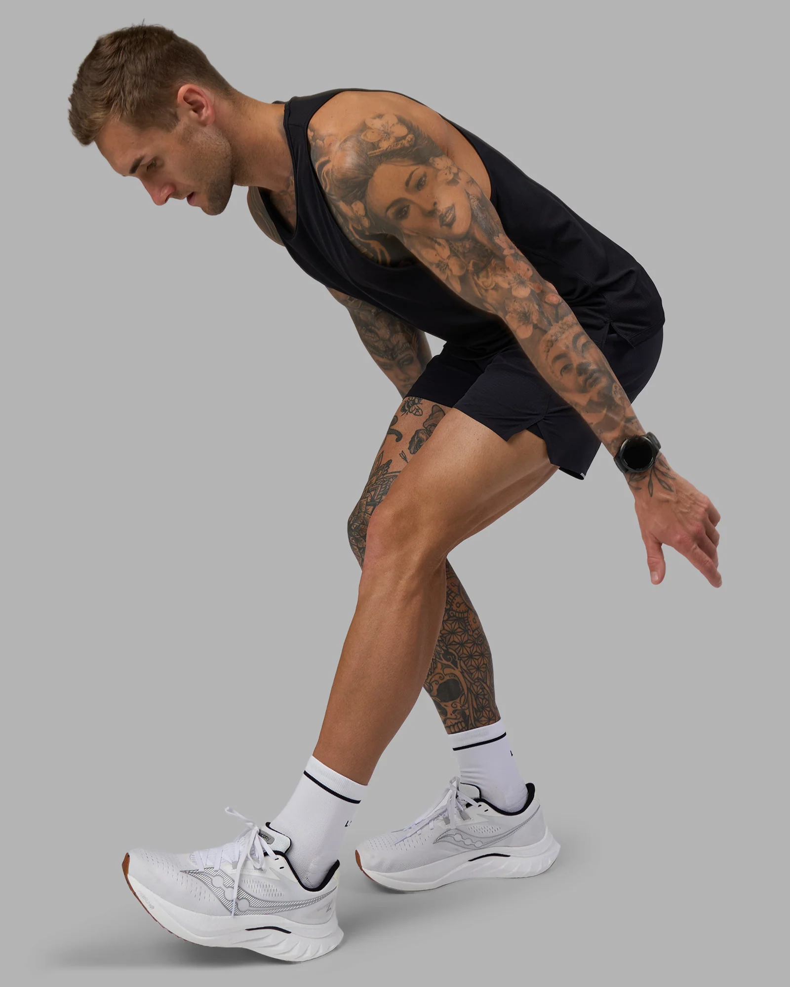 Pace Running Tank - Black - Image 7